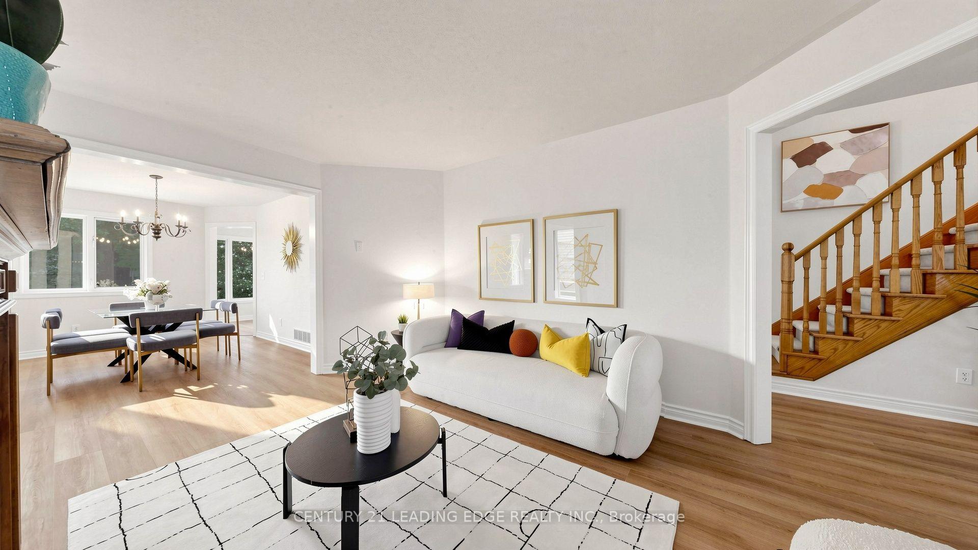 Photo 11 of 20 Sciberras Road, Markham, Unionville — HOMEH