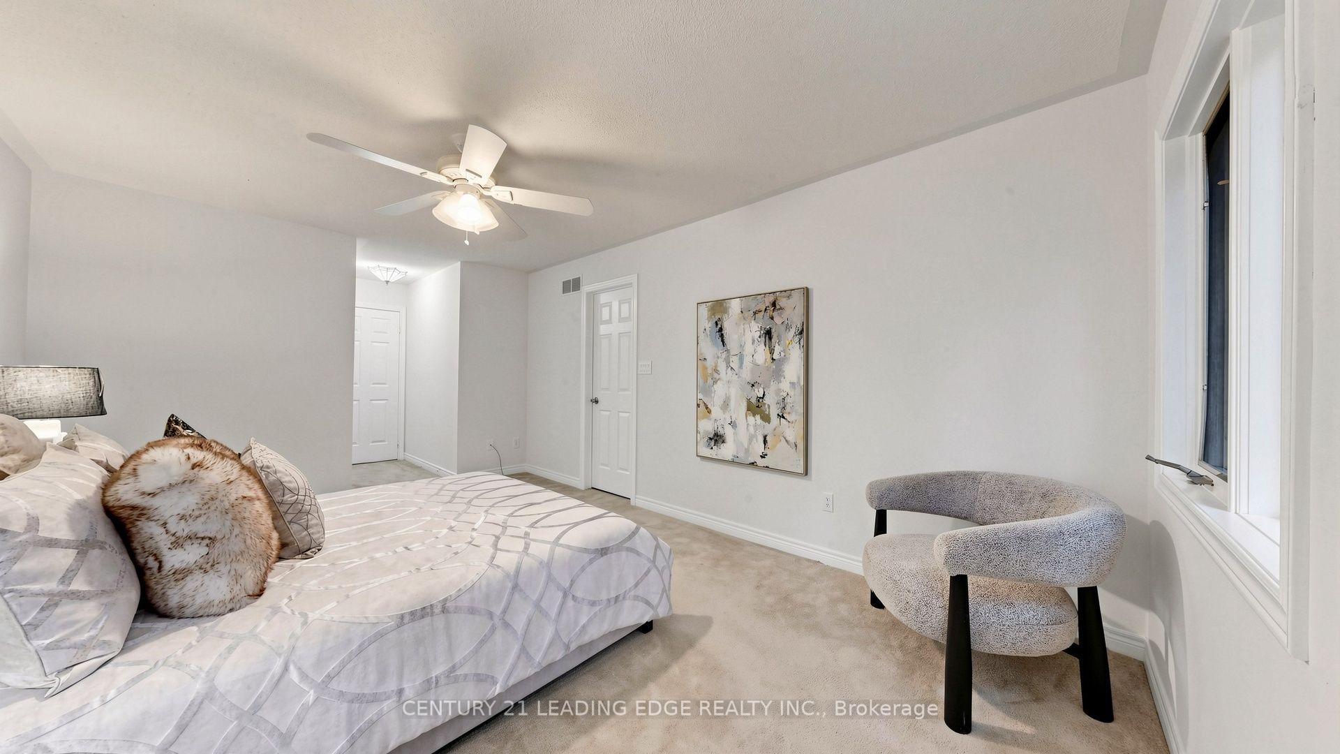 Photo 31 of 20 Sciberras Road, Markham, Unionville — HOMEH