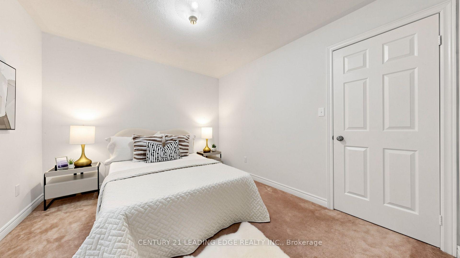 Photo 36 of 20 Sciberras Road, Markham, Unionville — HOMEH