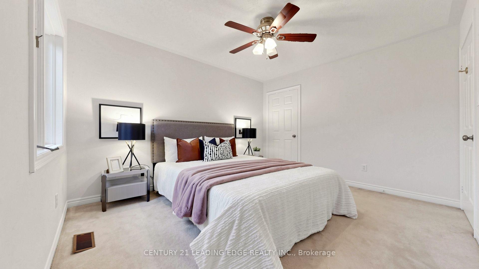 Photo 38 of 20 Sciberras Road, Markham, Unionville — HOMEH