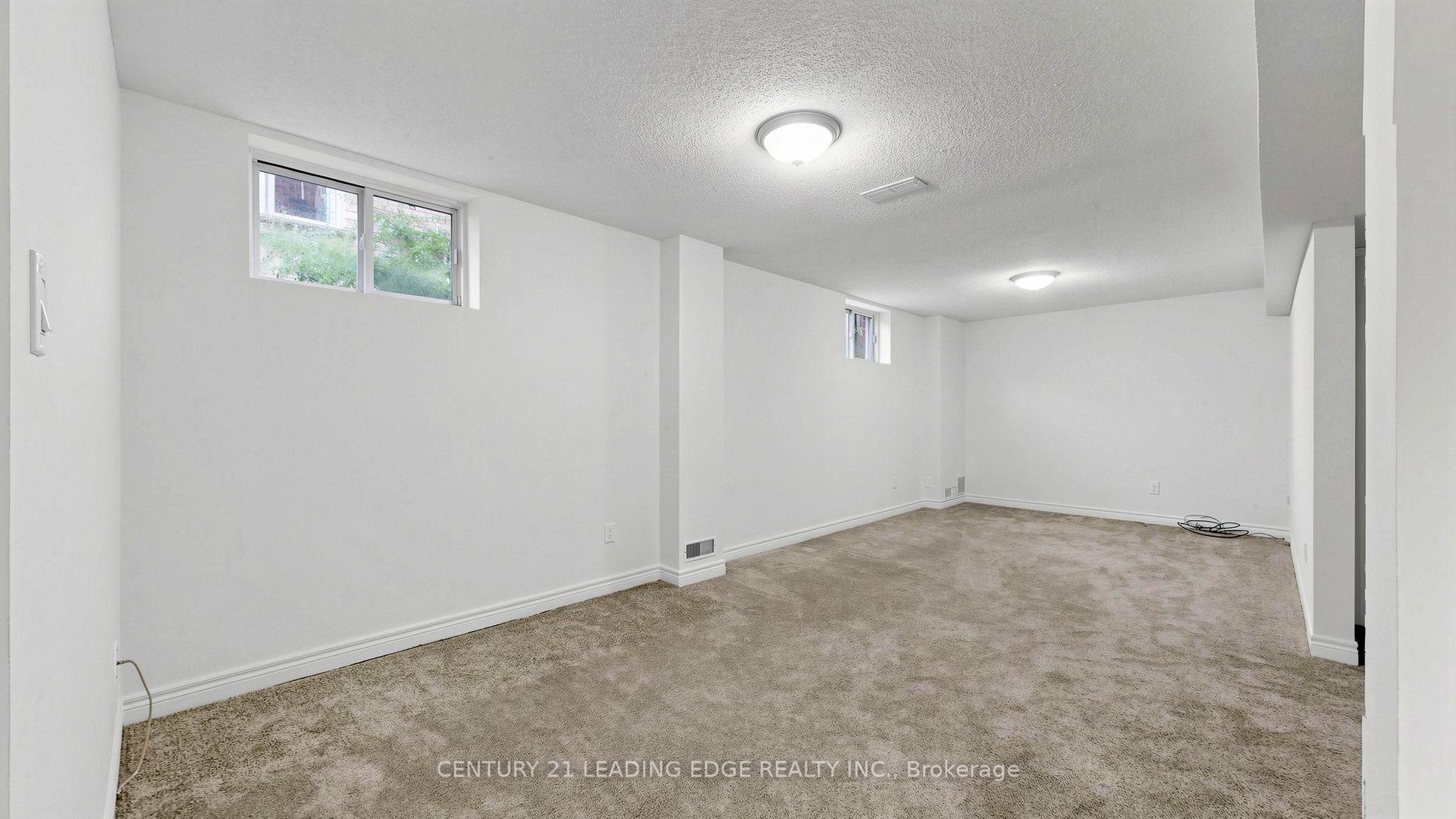 Photo 42 of 20 Sciberras Road, Markham, Unionville — HOMEH