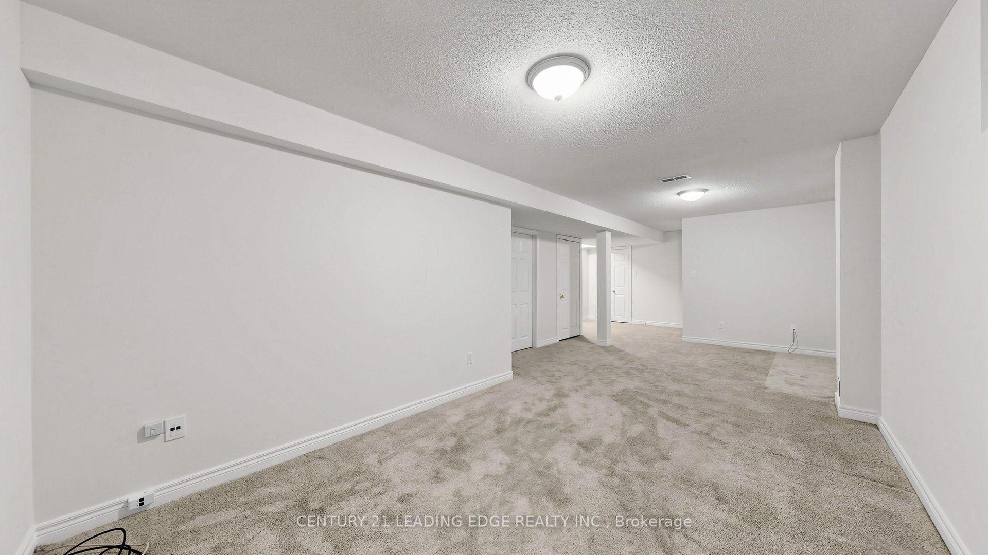 Photo 43 of 20 Sciberras Road, Markham, Unionville — HOMEH