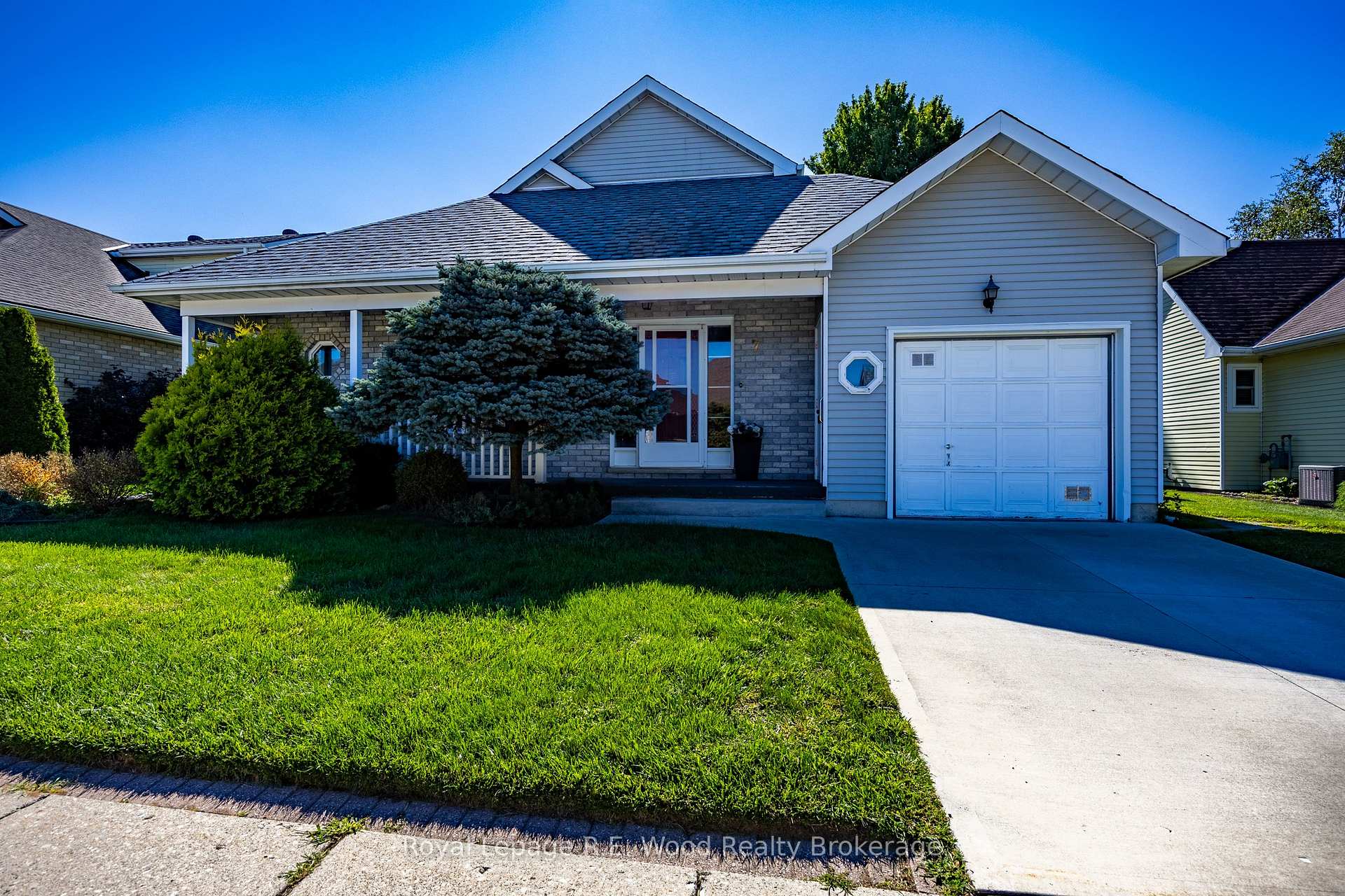 Photo 1 of 7 Seres Drive, Tillsonburg — HOMEH