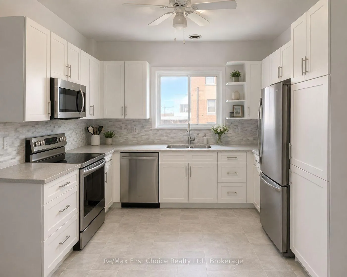 Photo 5 of 138 Rowand Street, Thunder Bay, East End — HOMEH