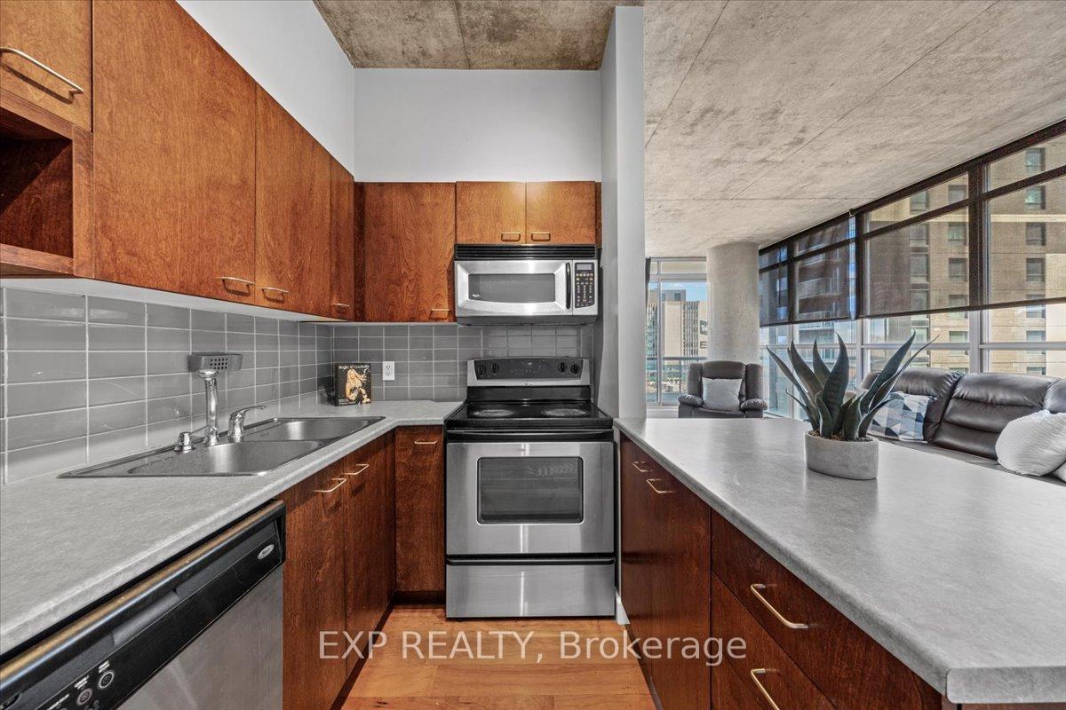 Photo 8 of Unit 603, 179 George Street, Ottawa, Lower Town/Byward Market — HOMEH