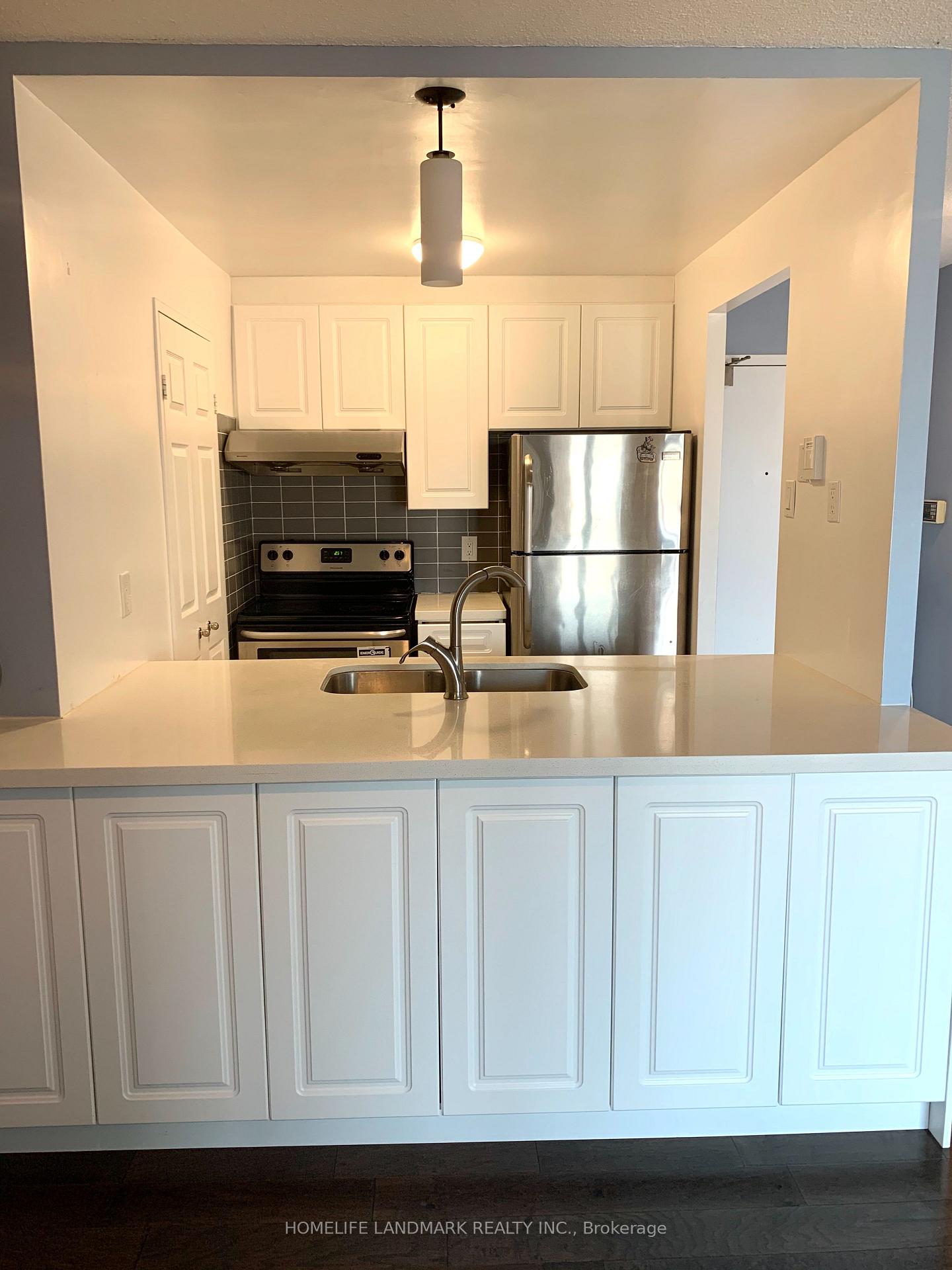 Photo 4 of Unit 2001, 265 Enfield Place, Mississauga, City Centre — HOMEH