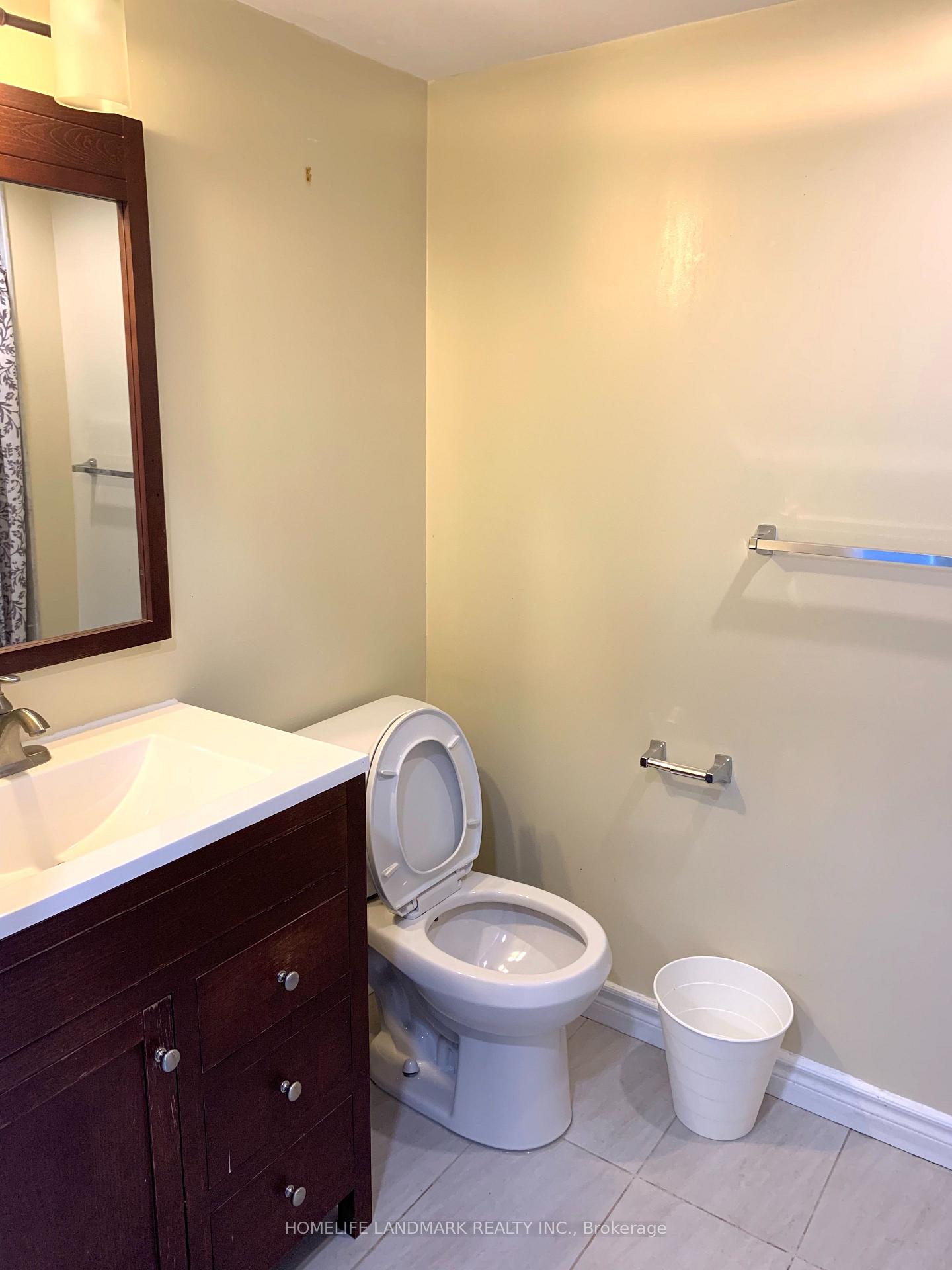 Photo 5 of Unit 2001, 265 Enfield Place, Mississauga, City Centre — HOMEH