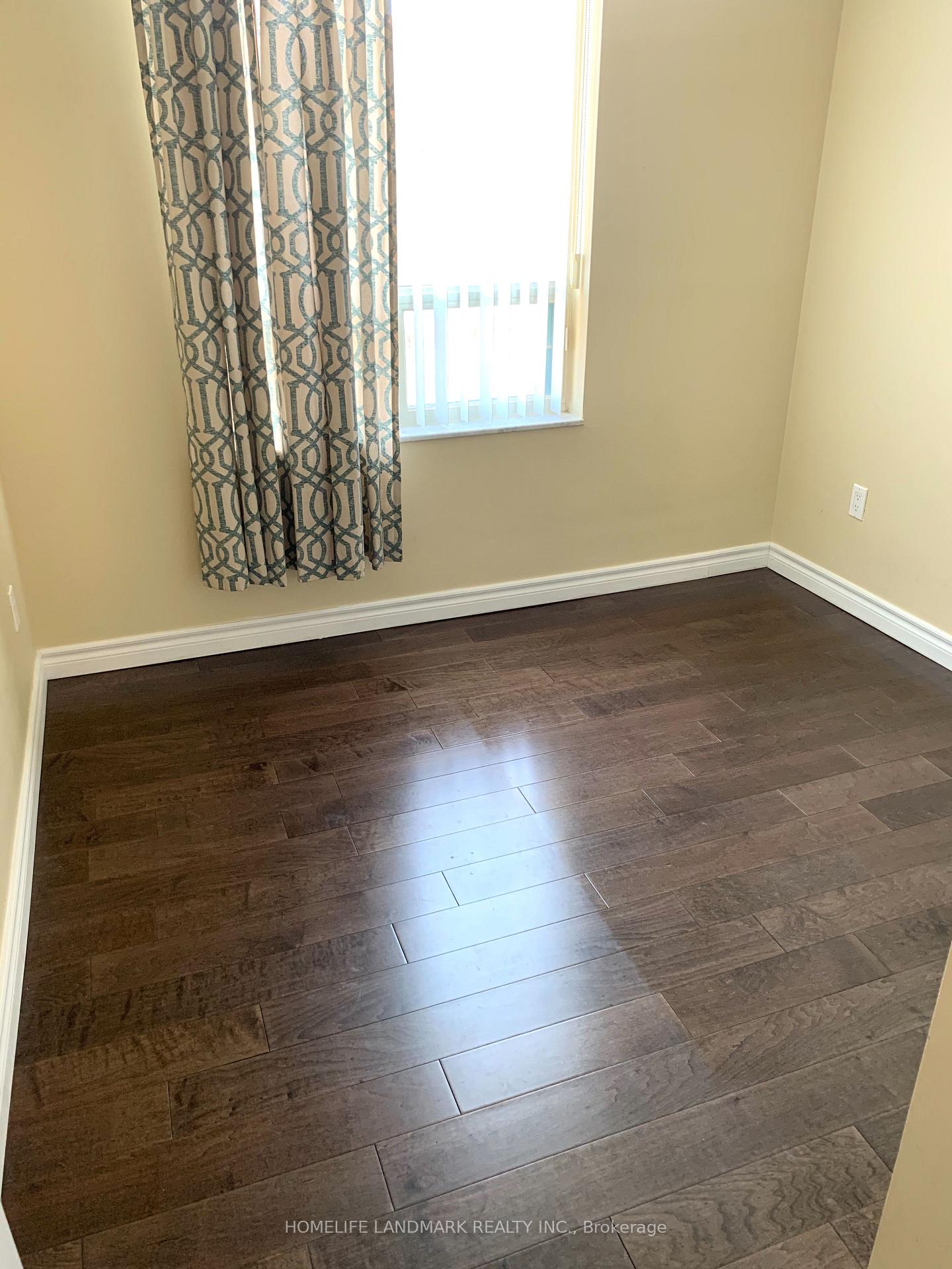 Photo 10 of Unit 2001, 265 Enfield Place, Mississauga, City Centre — HOMEH