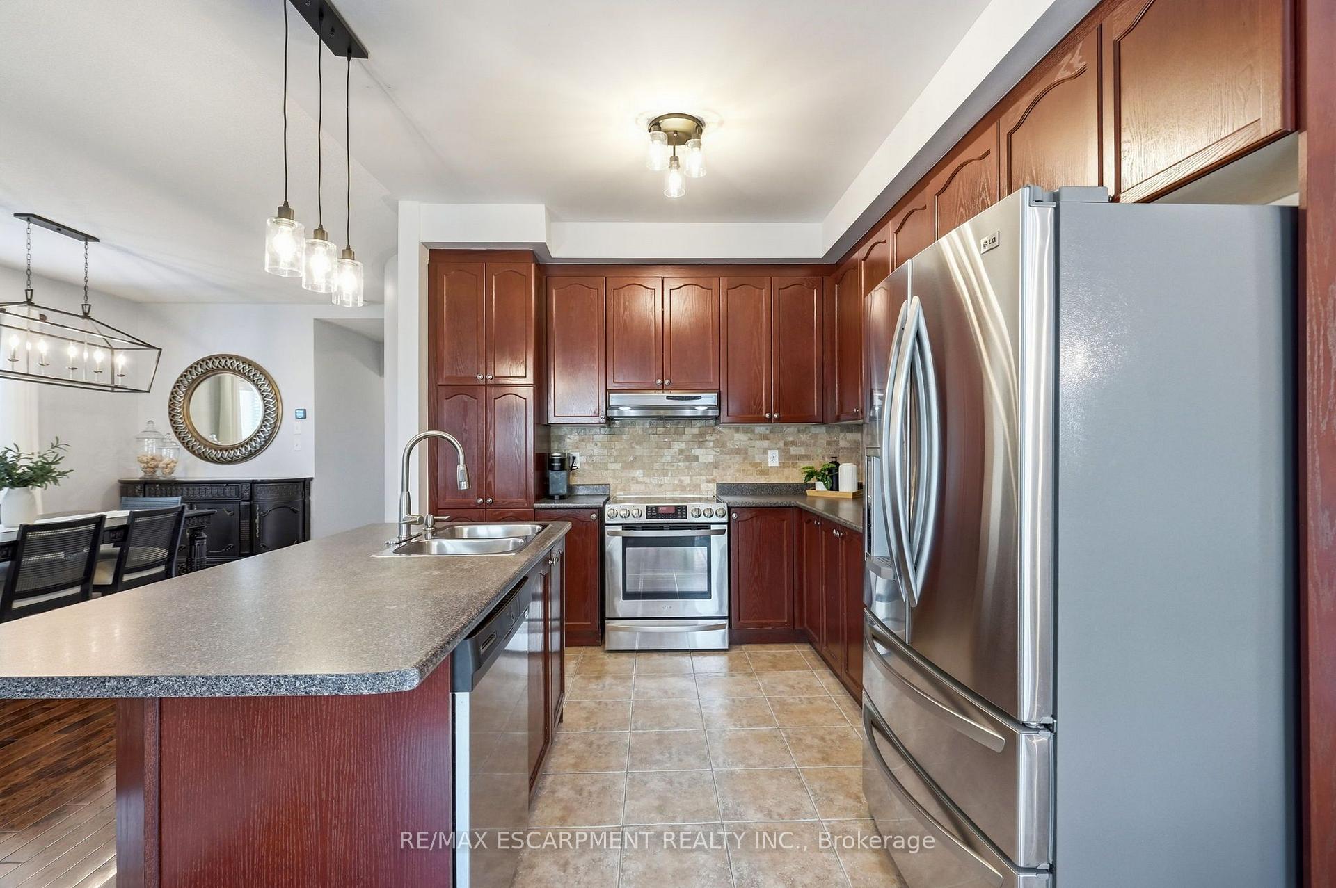 Photo 17 of 4691 Huffman Road, Burlington, Alton — HOMEH
