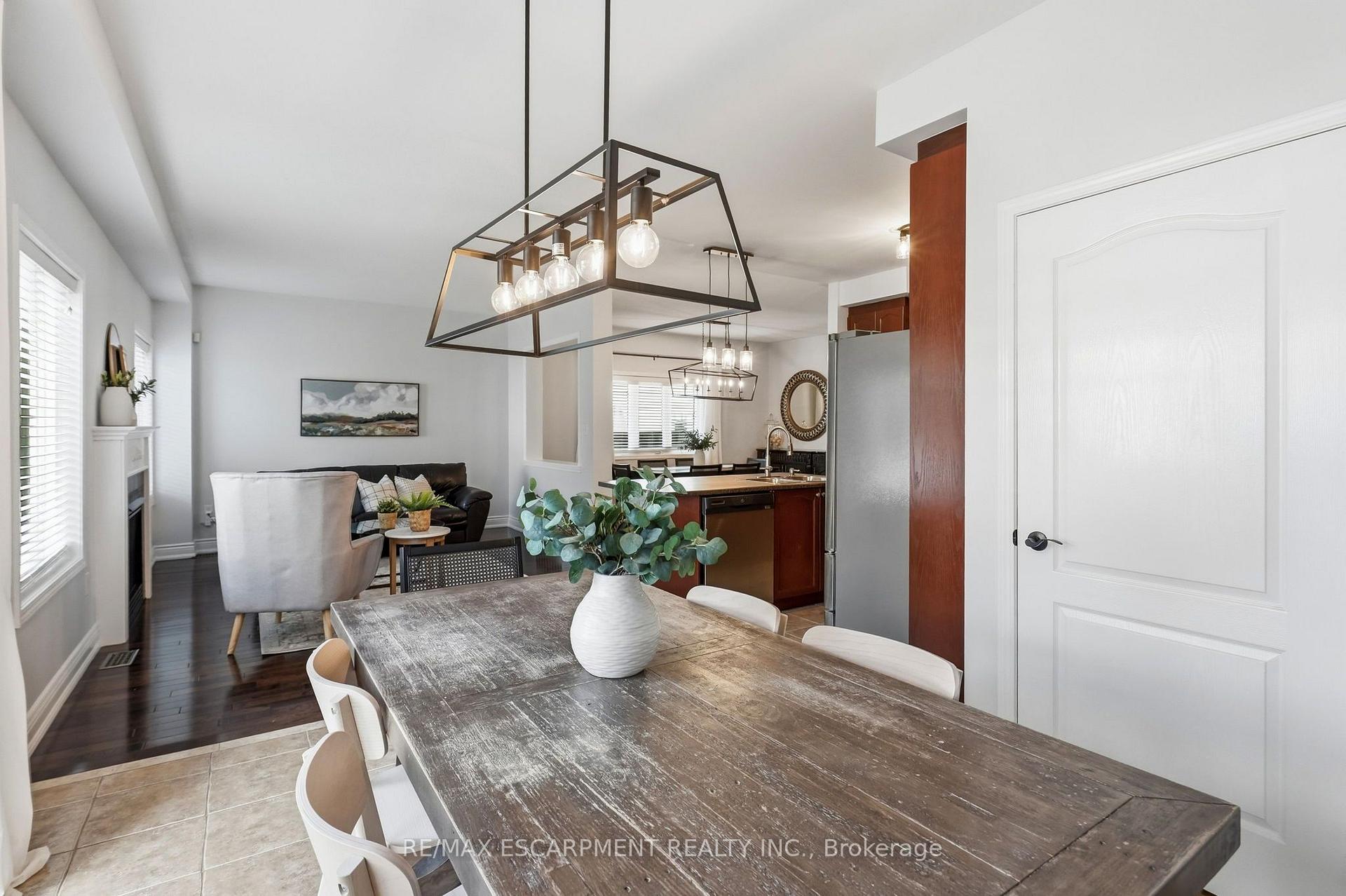 Photo 18 of 4691 Huffman Road, Burlington, Alton — HOMEH