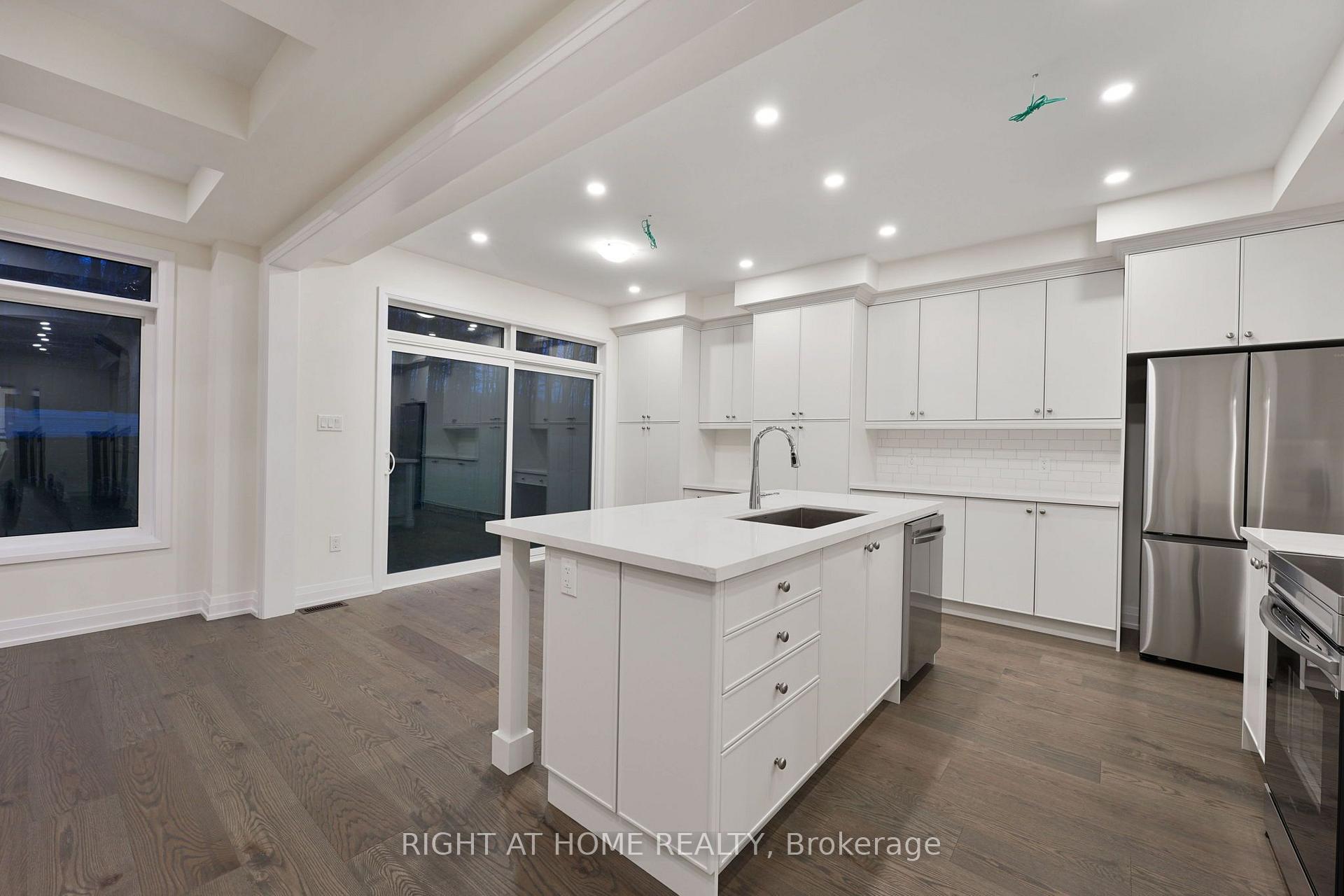 Photo 18 of 53 Bearberry Road, Springwater, Midhurst — HOMEH