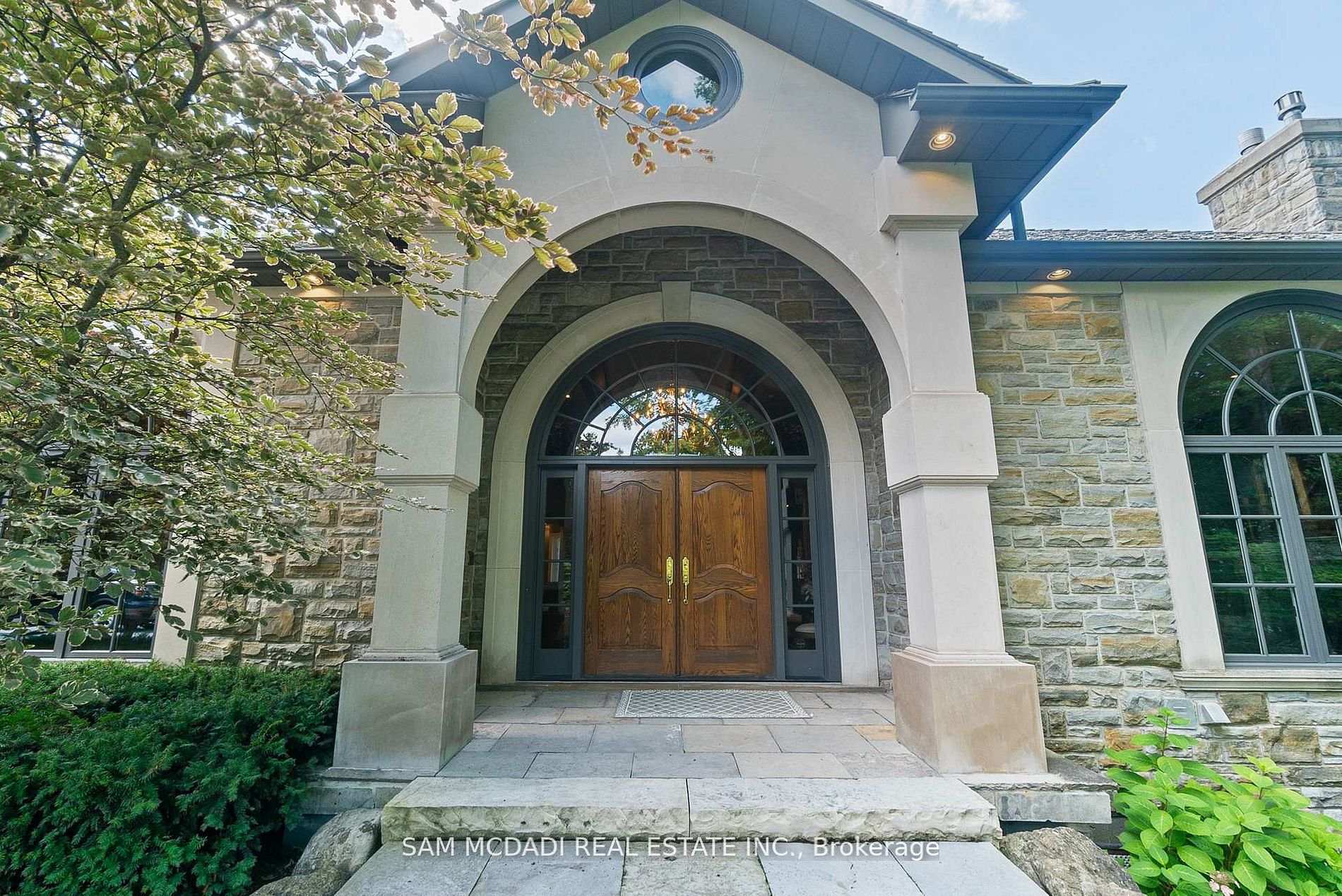 Photo 4 of 10140 Pineview Trail, Milton, Rural Milton West — HOMEH