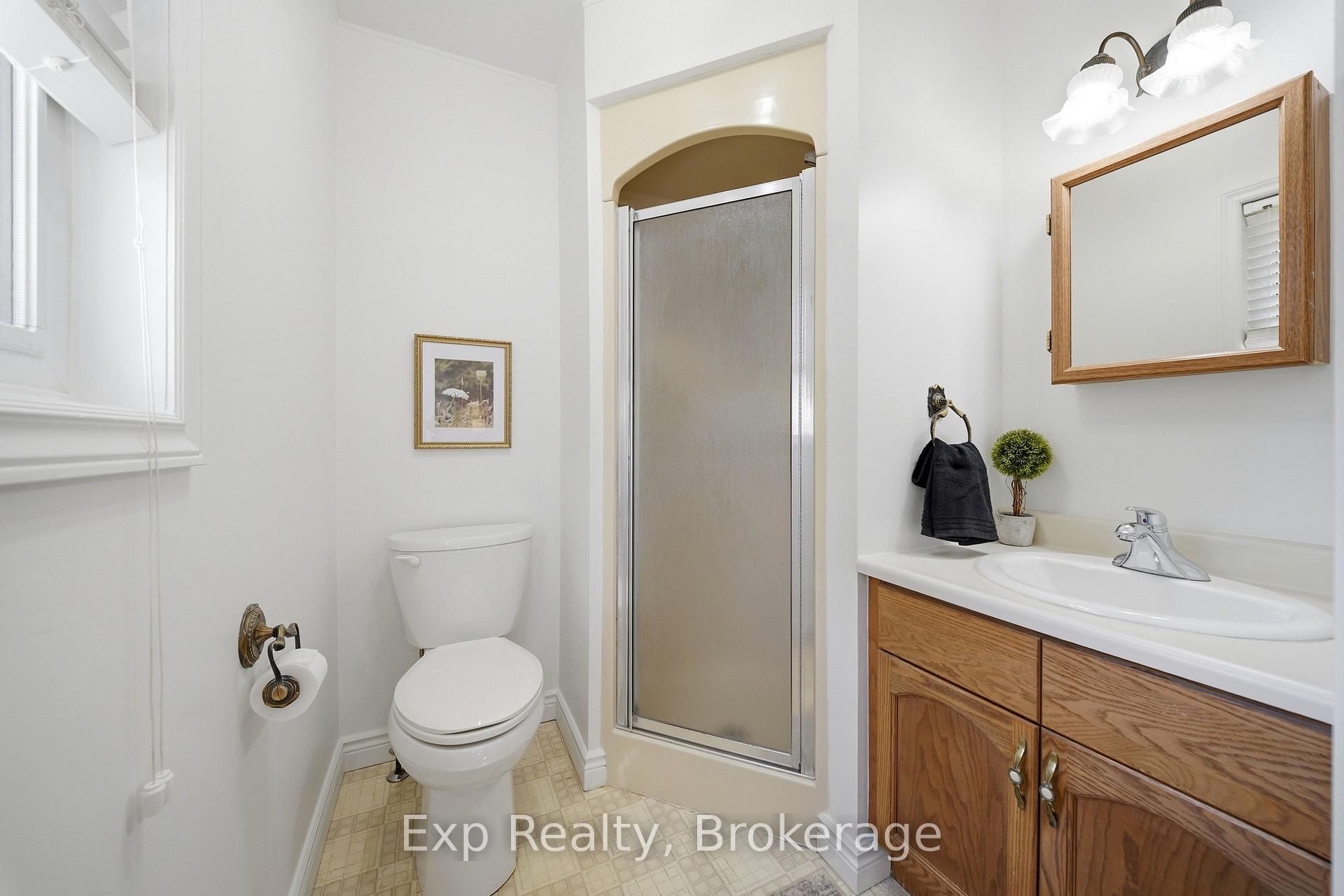 Photo 23 of 121 Simcoe Street, Greater Napanee, Greater Napanee — HOMEH