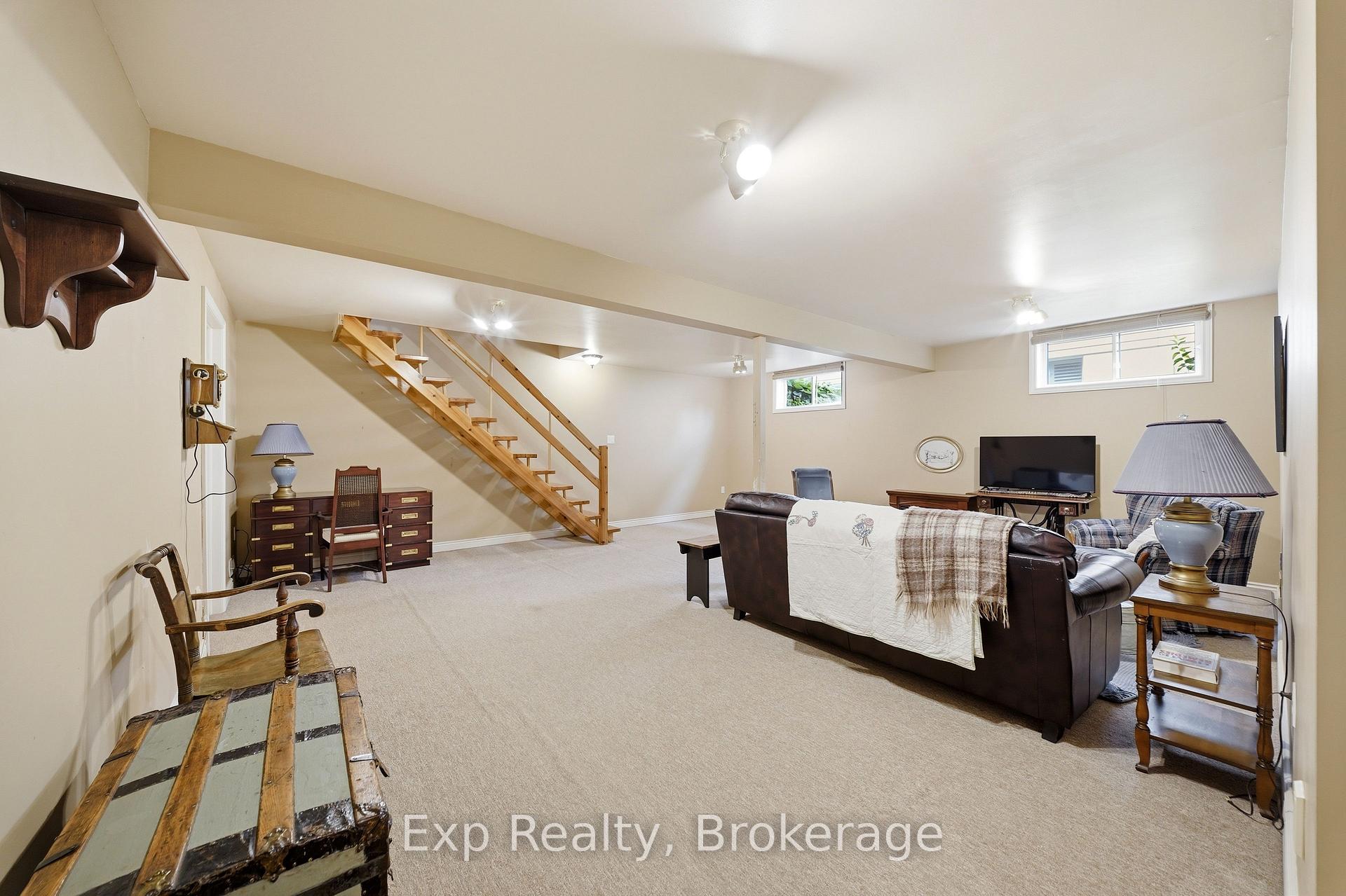 Photo 33 of 121 Simcoe Street, Greater Napanee, Greater Napanee — HOMEH