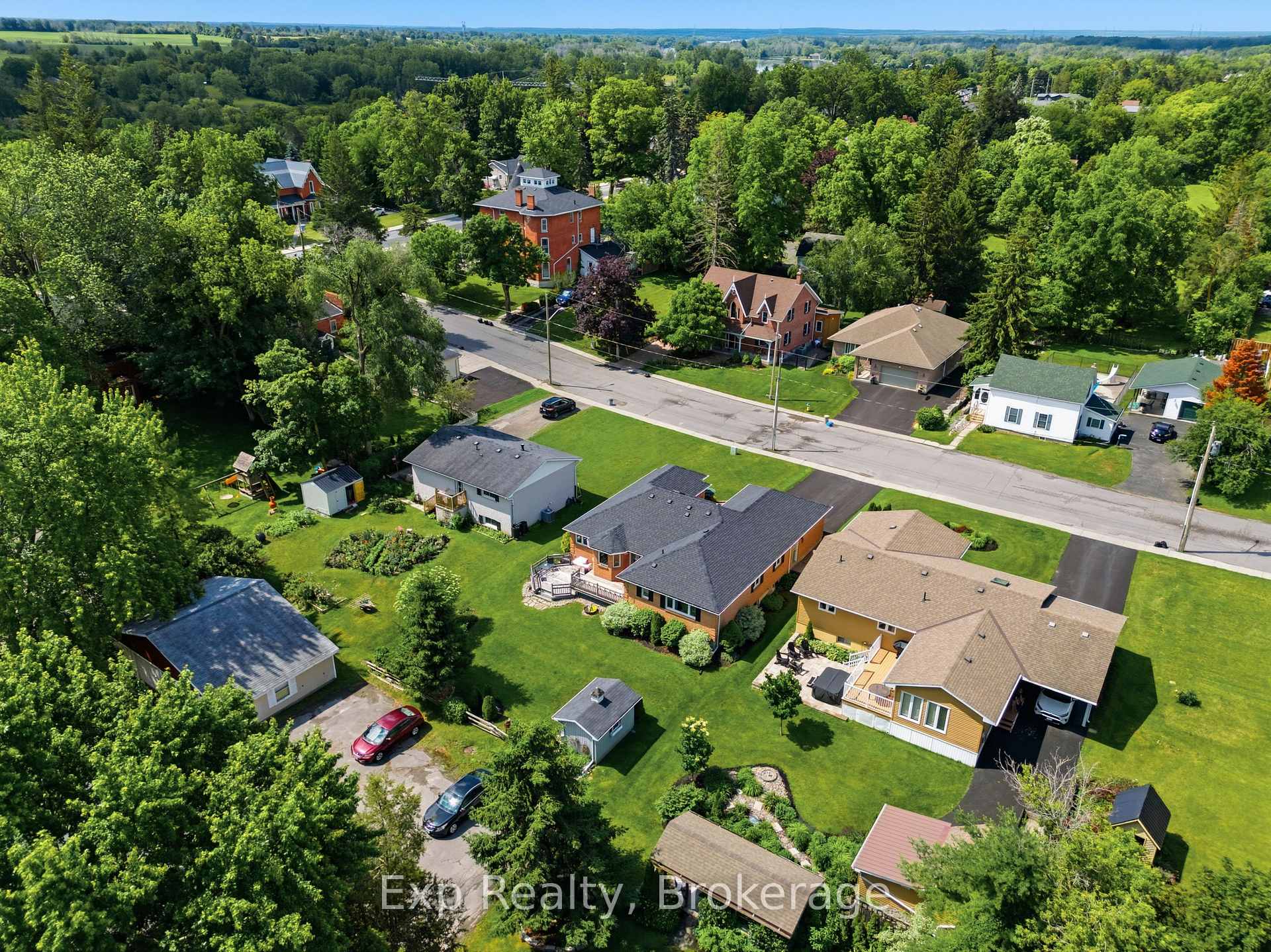Photo 41 of 121 Simcoe Street, Greater Napanee, Greater Napanee — HOMEH