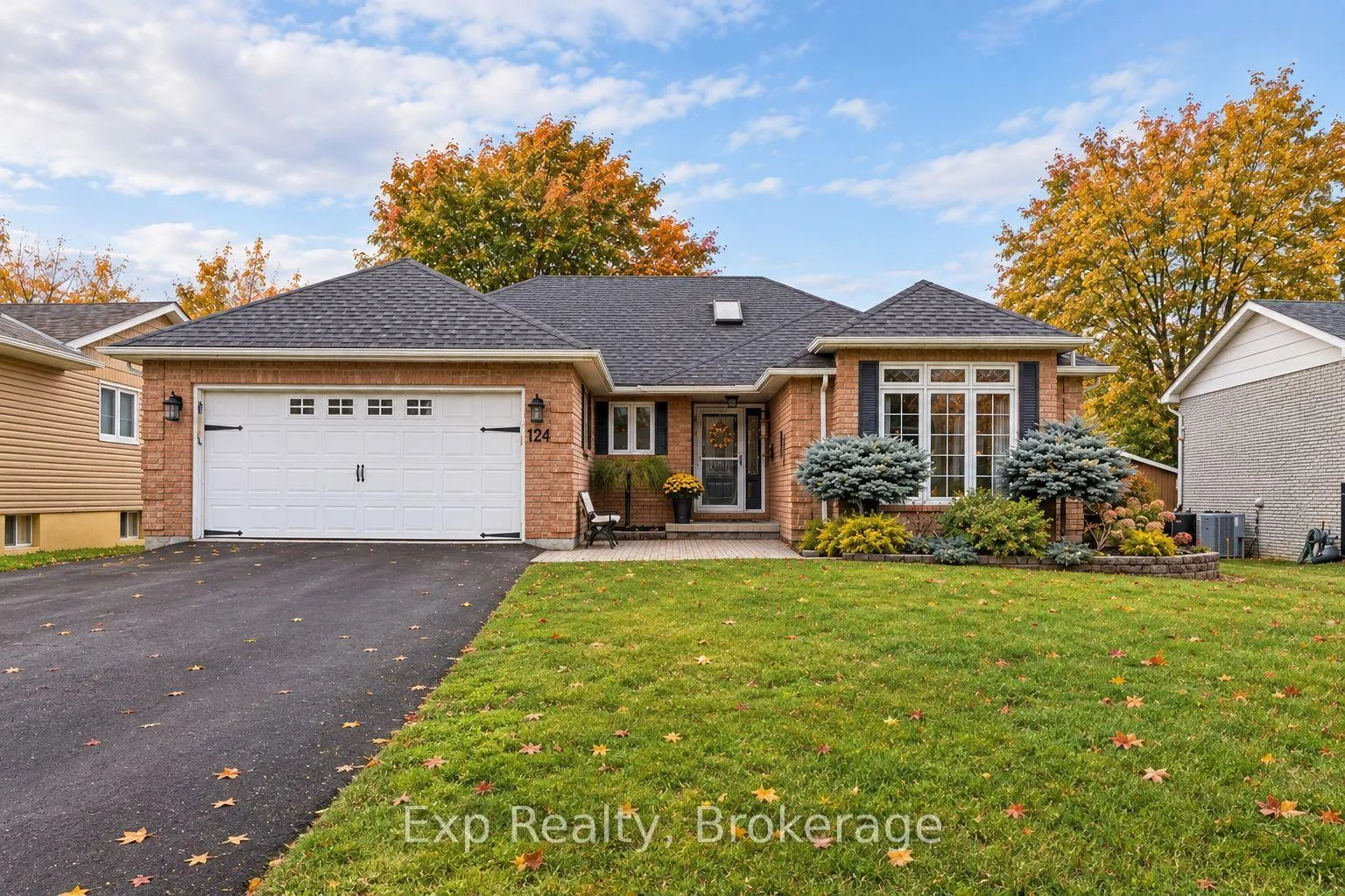 Photo 1 of 121 Simcoe Street, Greater Napanee, Greater Napanee — HOMEH