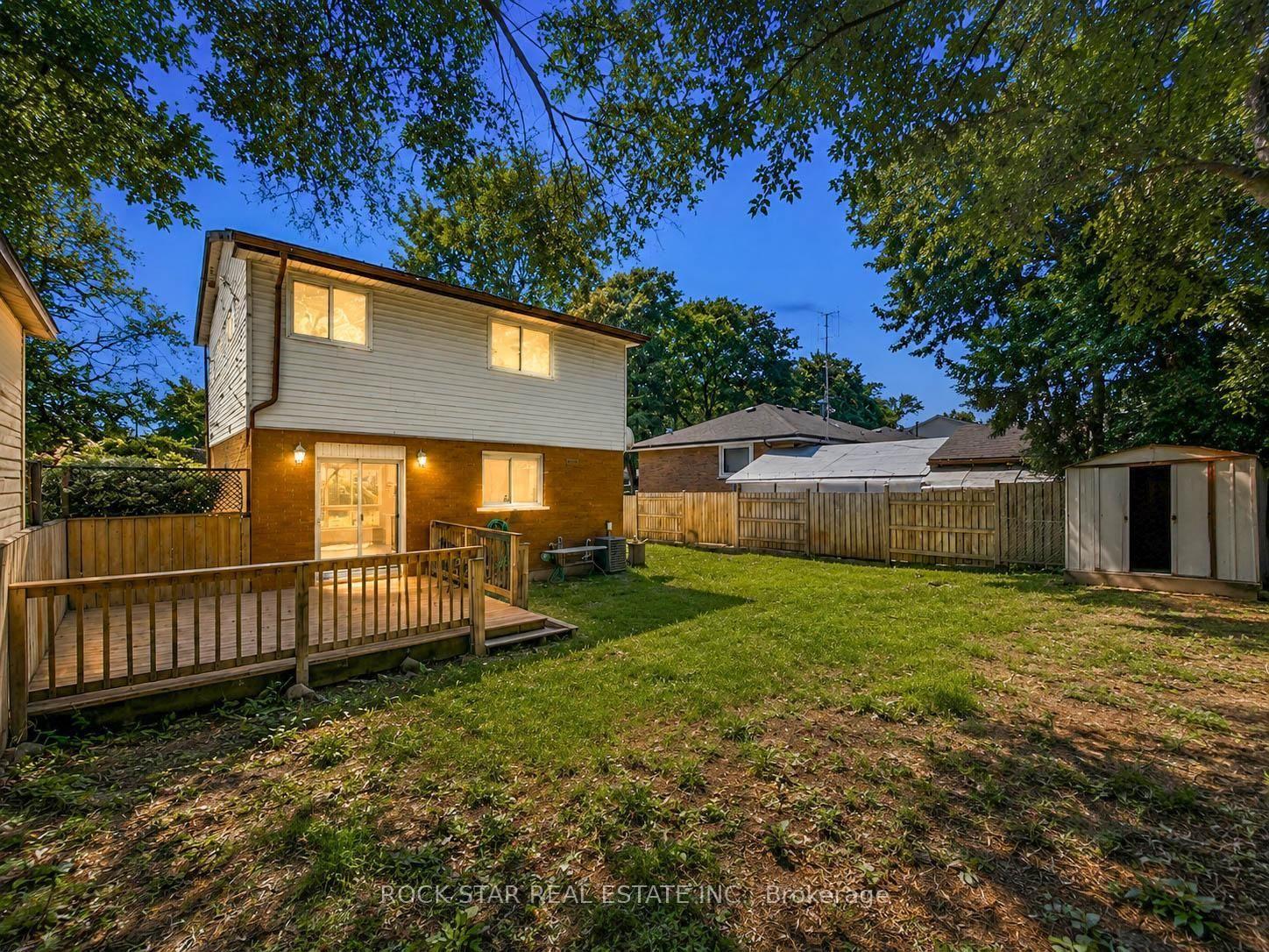 Photo 6 of 14 Kirkland Avenue, Hamilton, Lawfield — HOMEH