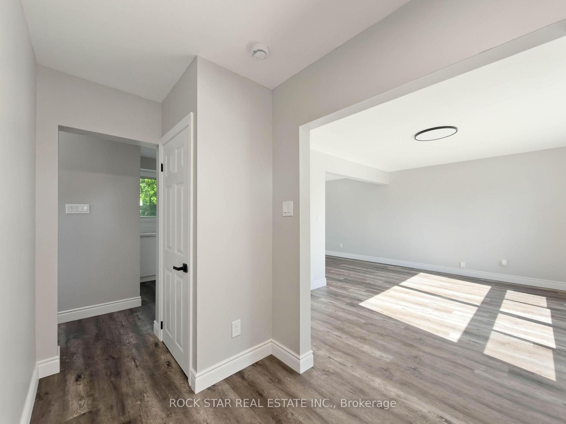 Photo 11 of 14 Kirkland Avenue, Hamilton, Lawfield — HOMEH