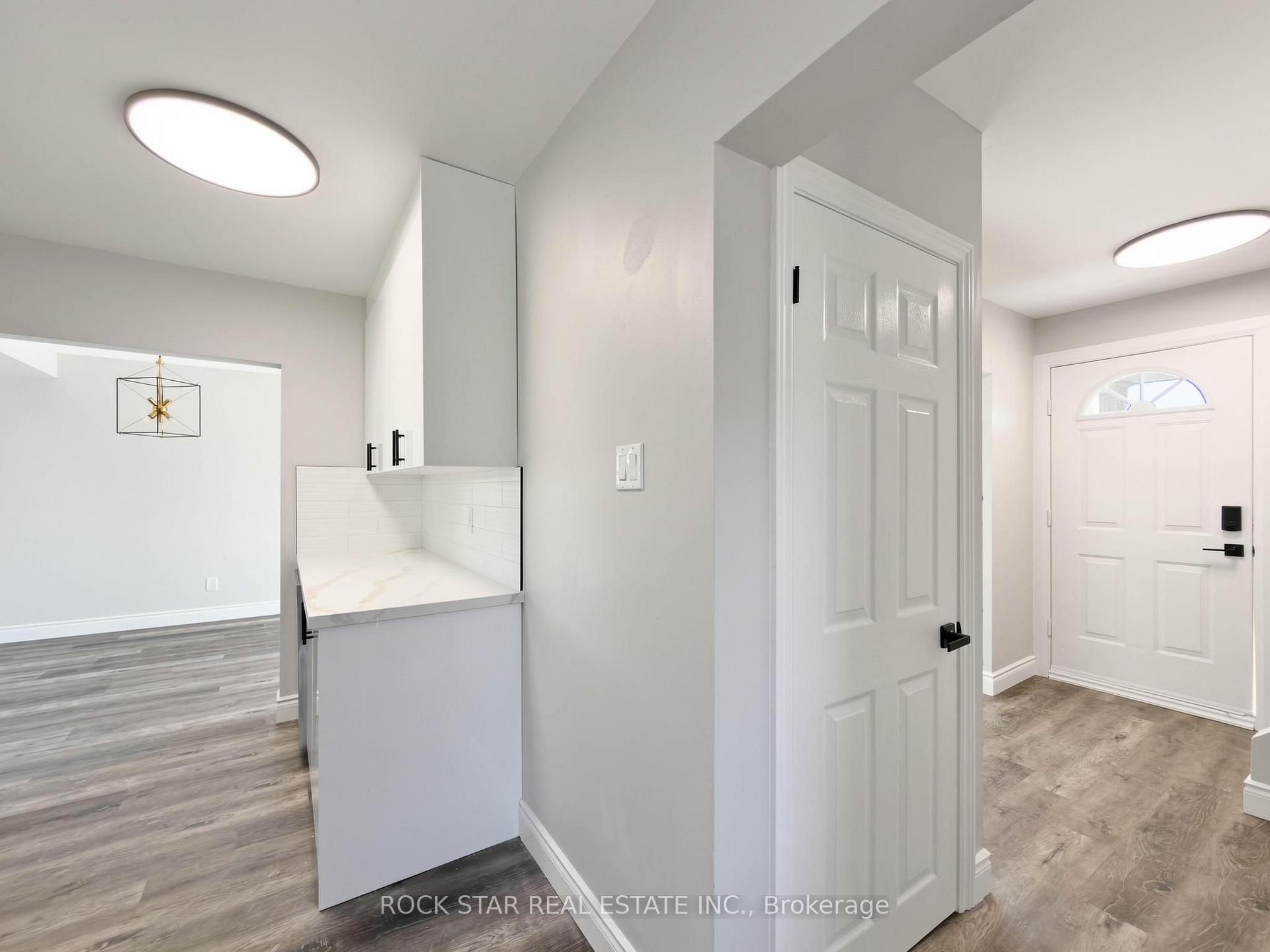 Photo 12 of 14 Kirkland Avenue, Hamilton, Lawfield — HOMEH