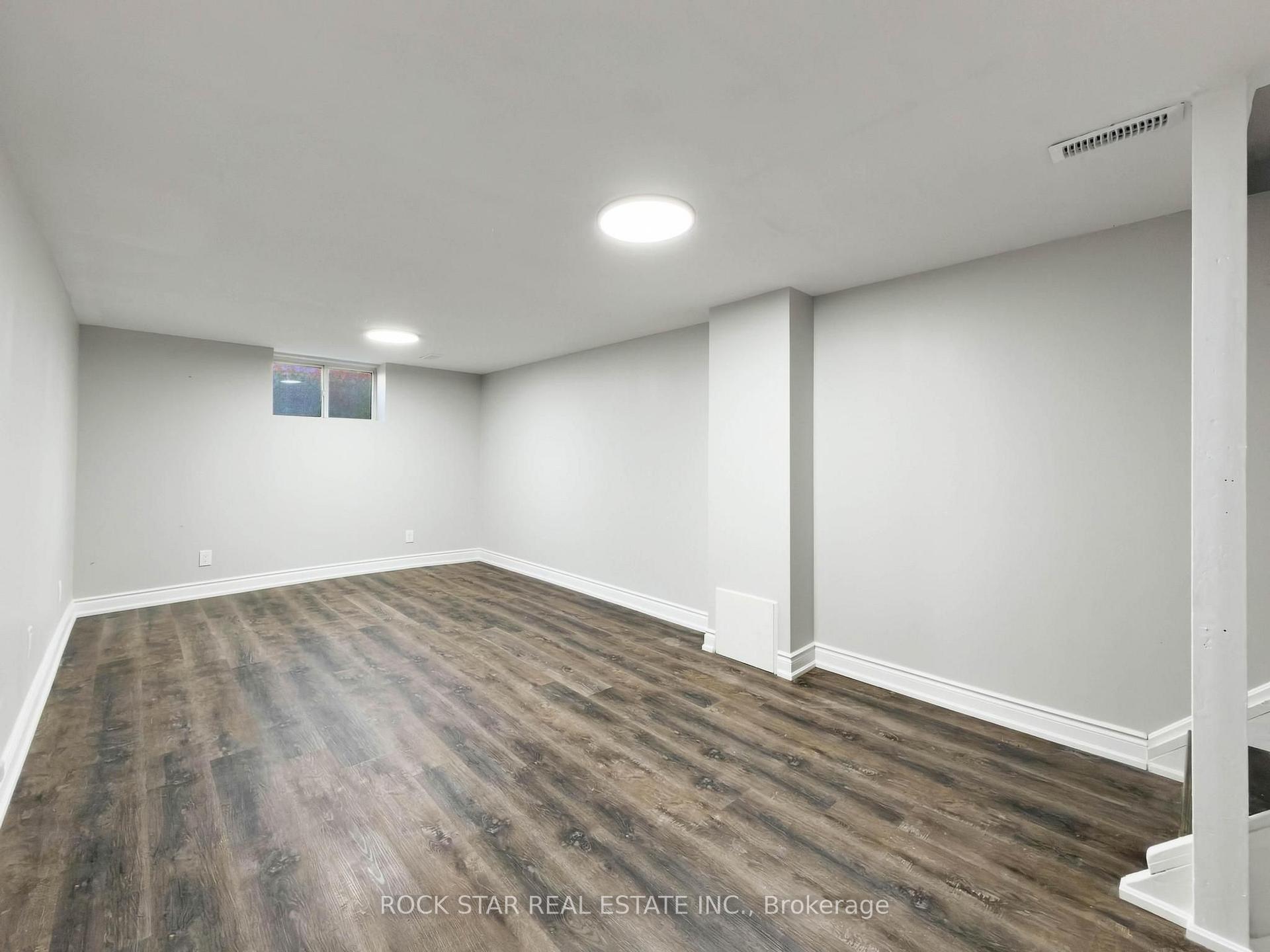 Photo 37 of 14 Kirkland Avenue, Hamilton, Lawfield — HOMEH