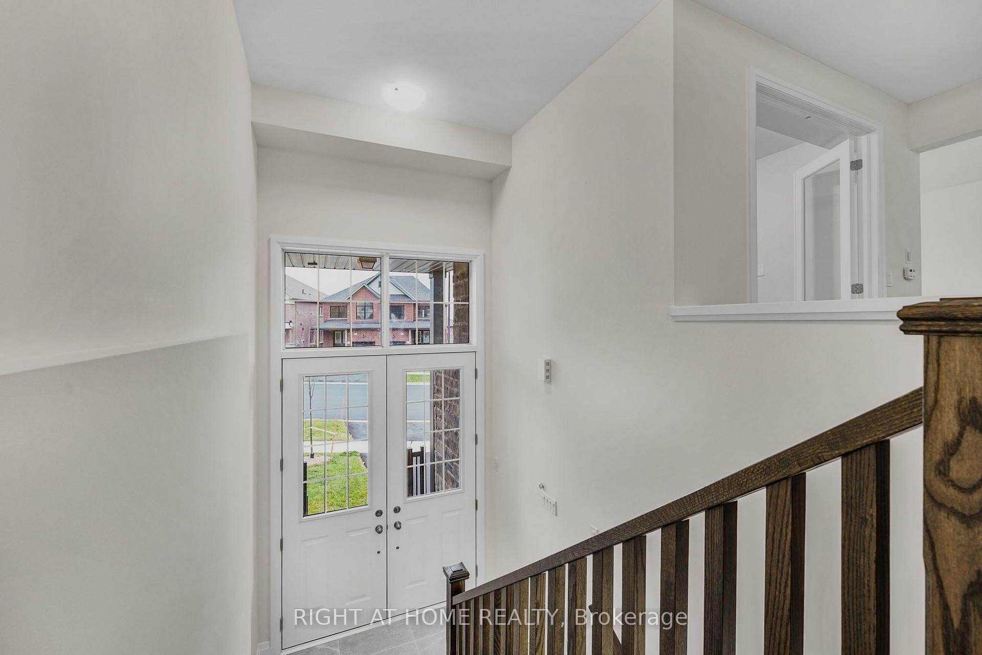 Photo 5 of 51 Bearberry Road, Springwater, Midhurst — HOMEH
