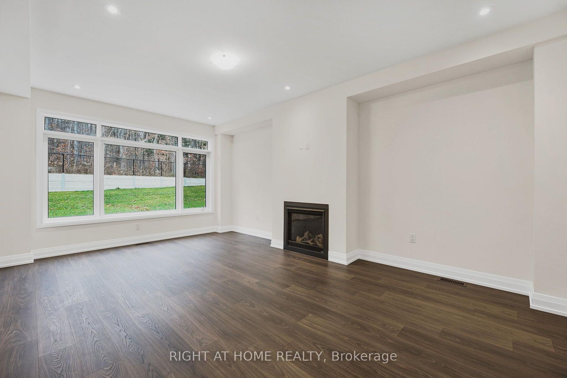Photo 10 of 51 Bearberry Road, Springwater, Midhurst — HOMEH