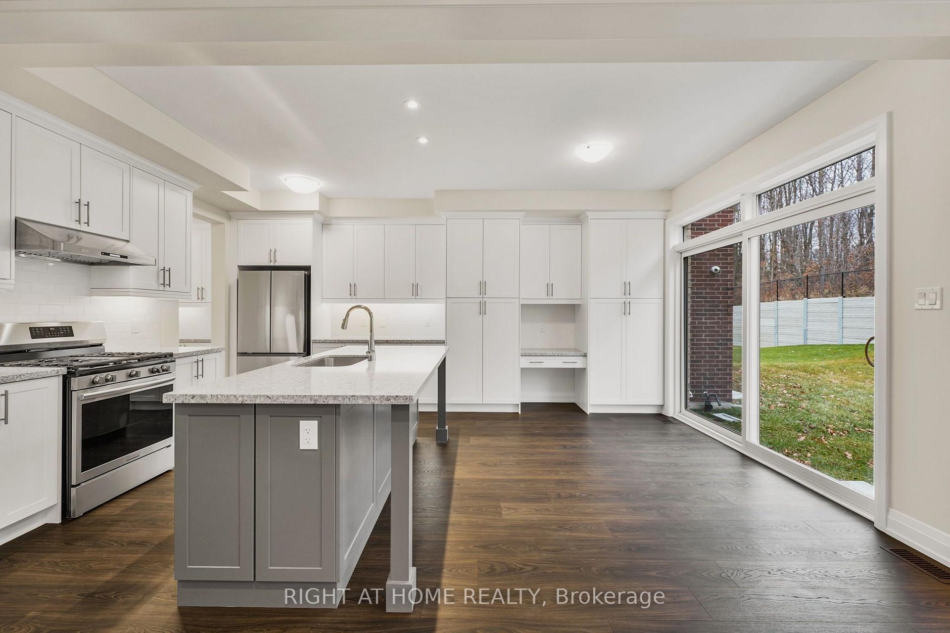 Photo 14 of 51 Bearberry Road, Springwater, Midhurst — HOMEH