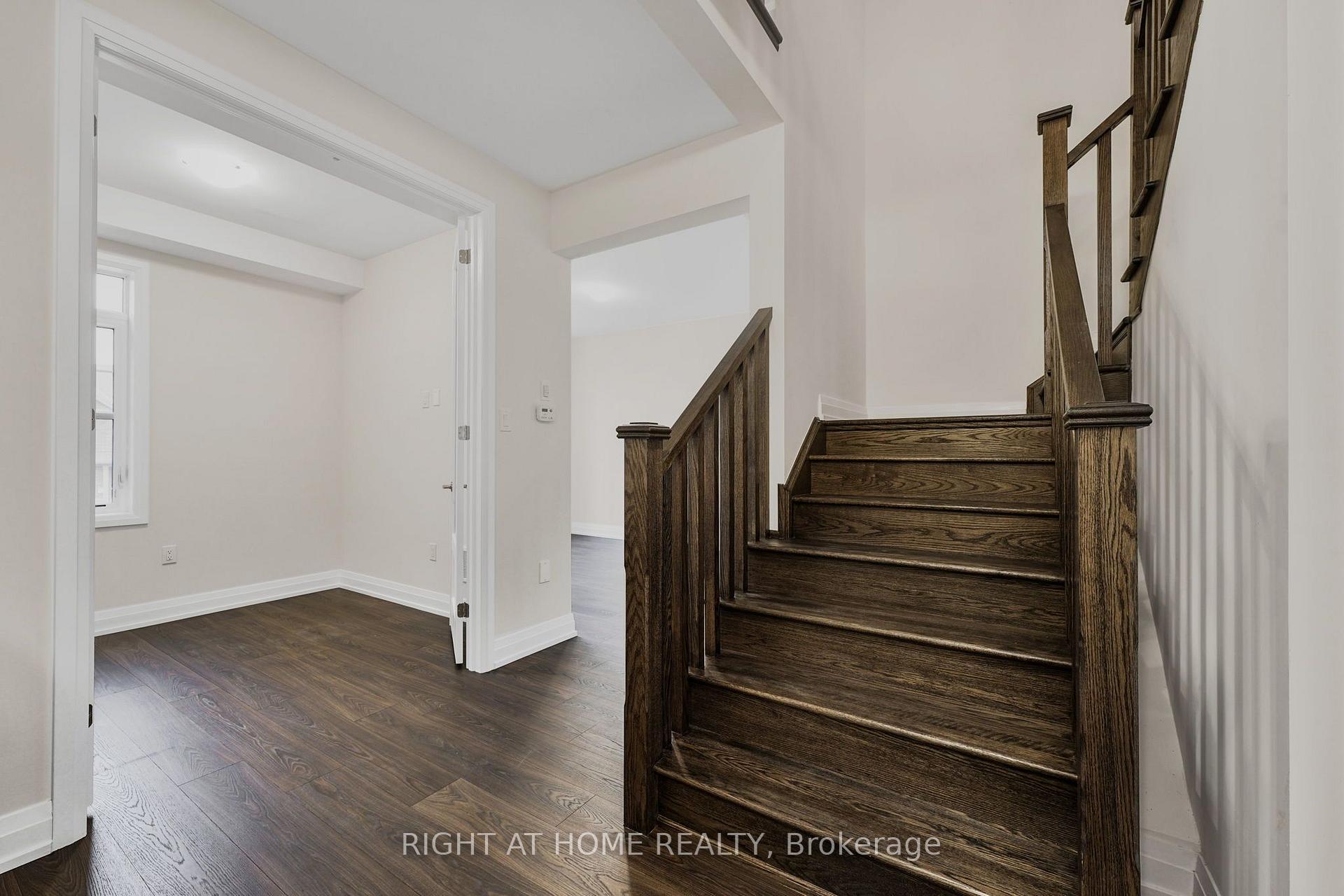Photo 25 of 51 Bearberry Road, Springwater, Midhurst — HOMEH