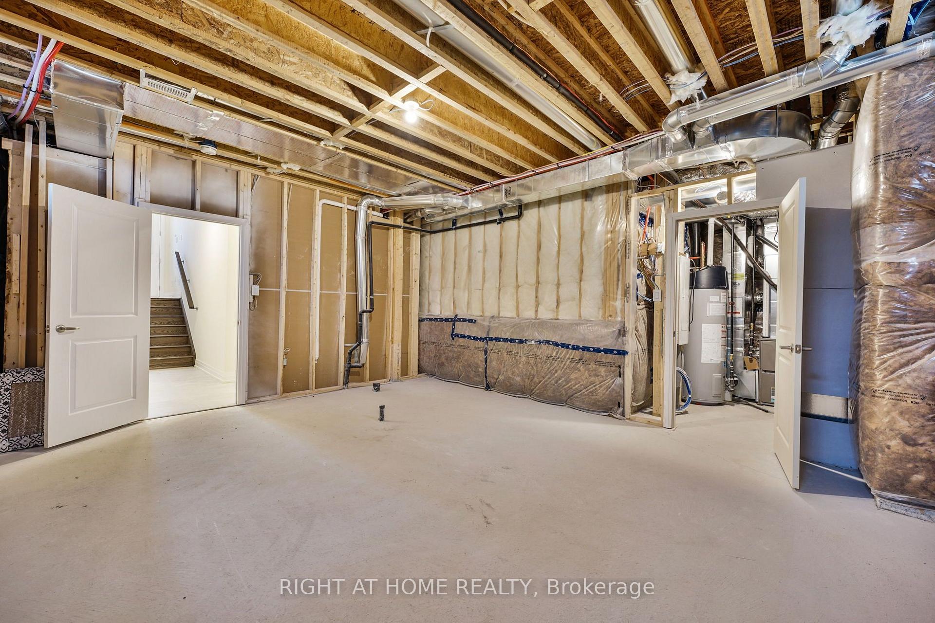 Photo 40 of 51 Bearberry Road, Springwater, Midhurst — HOMEH