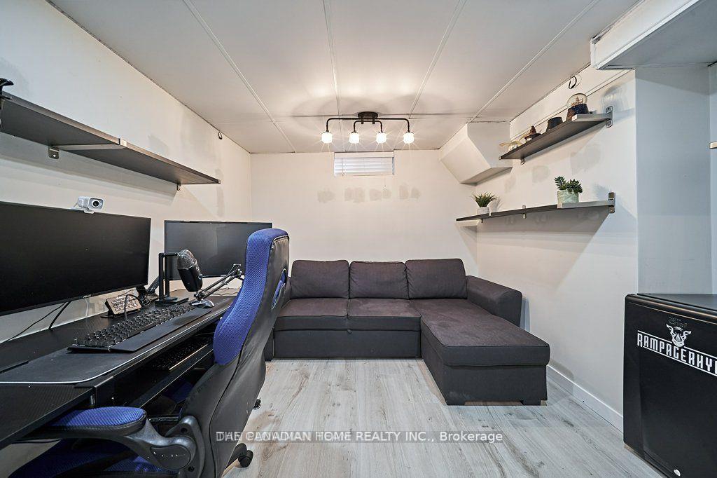 Photo 17 of 98 Greenfield Crescent, Whitby, Blue Grass Meadows — HOMEH