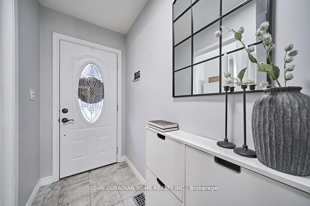 Photo 18 of 98 Greenfield Crescent, Whitby, Blue Grass Meadows — HOMEH