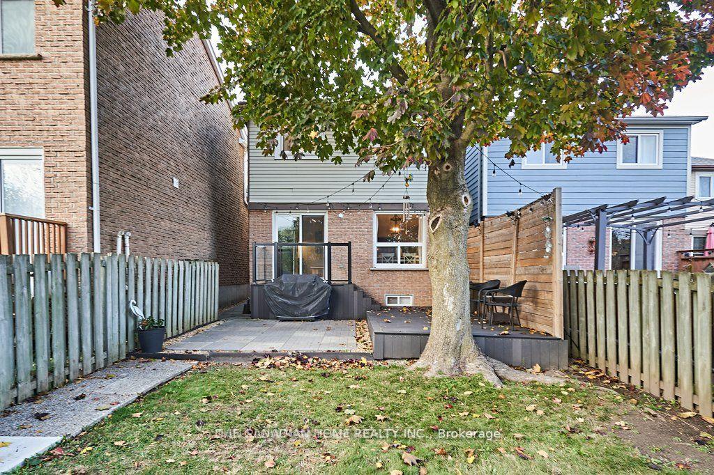 Photo 21 of 98 Greenfield Crescent, Whitby, Blue Grass Meadows — HOMEH