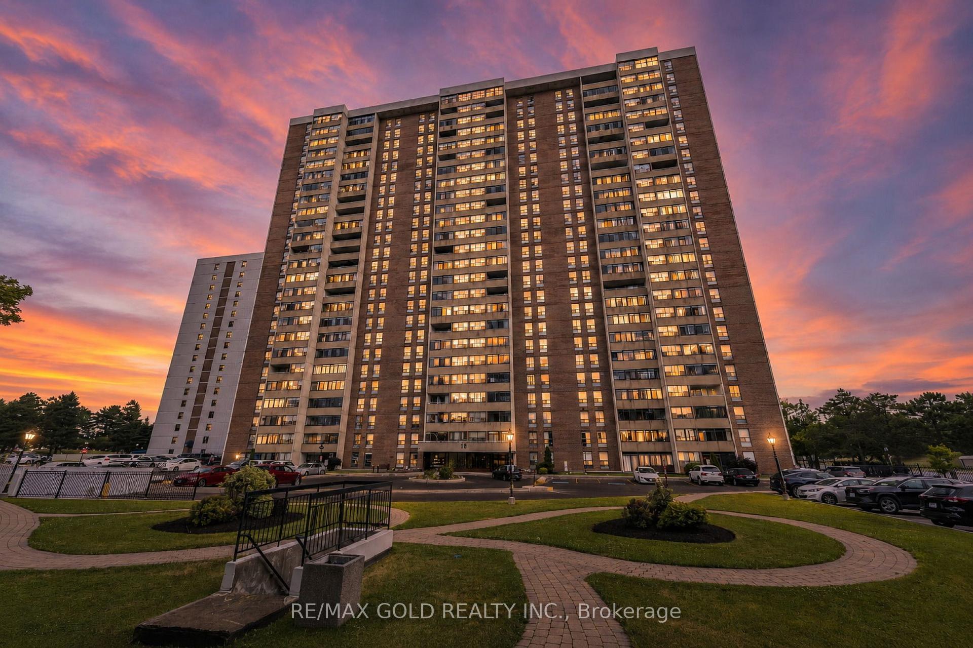 Photo 2 of Unit 508, 18 Knightsbridge Road, Brampton, Queen Street Corridor — HOMEH