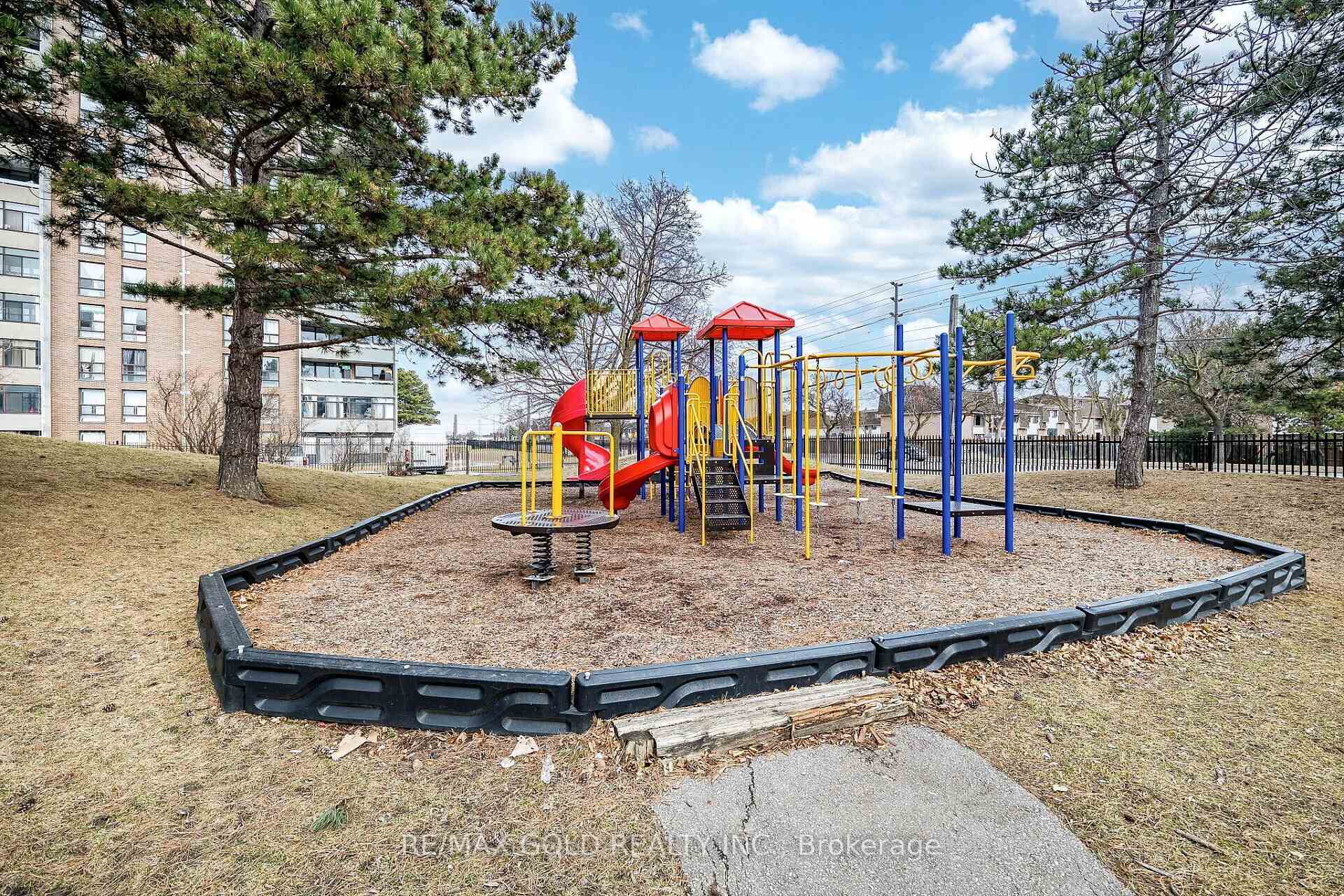 Photo 50 of Unit 508, 18 Knightsbridge Road, Brampton, Queen Street Corridor — HOMEH