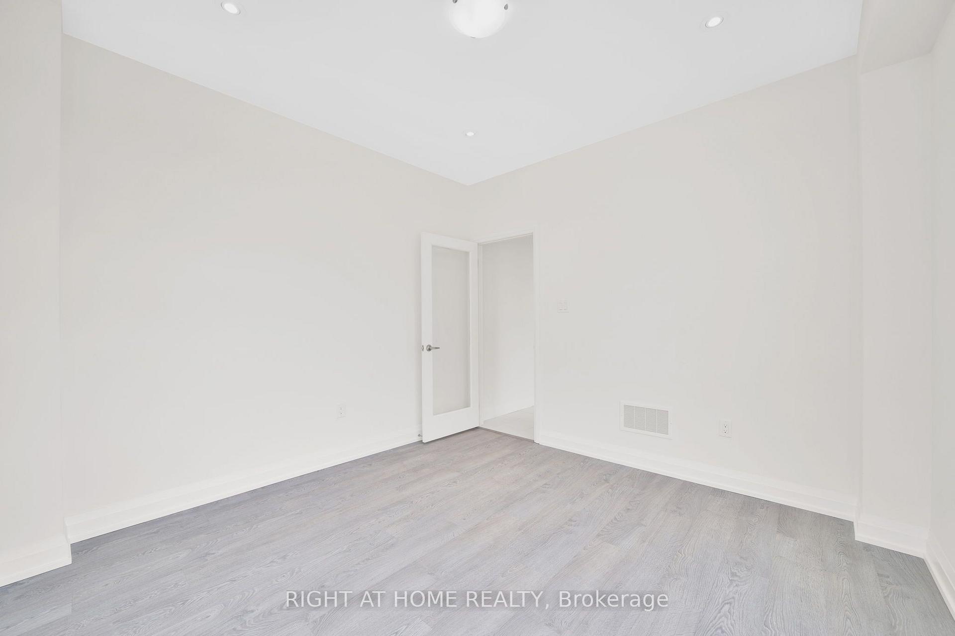 Photo 5 of 46 Bearberry Road, Springwater, Midhurst — HOMEH