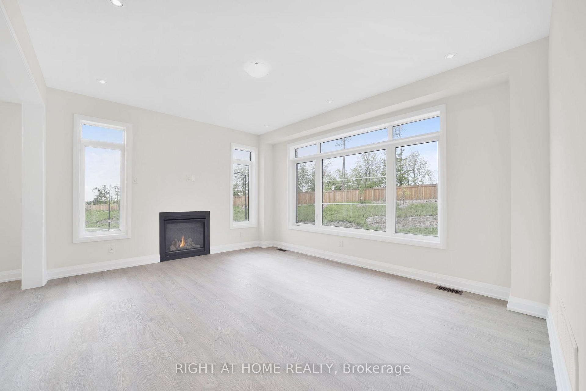 Photo 10 of 46 Bearberry Road, Springwater, Midhurst — HOMEH
