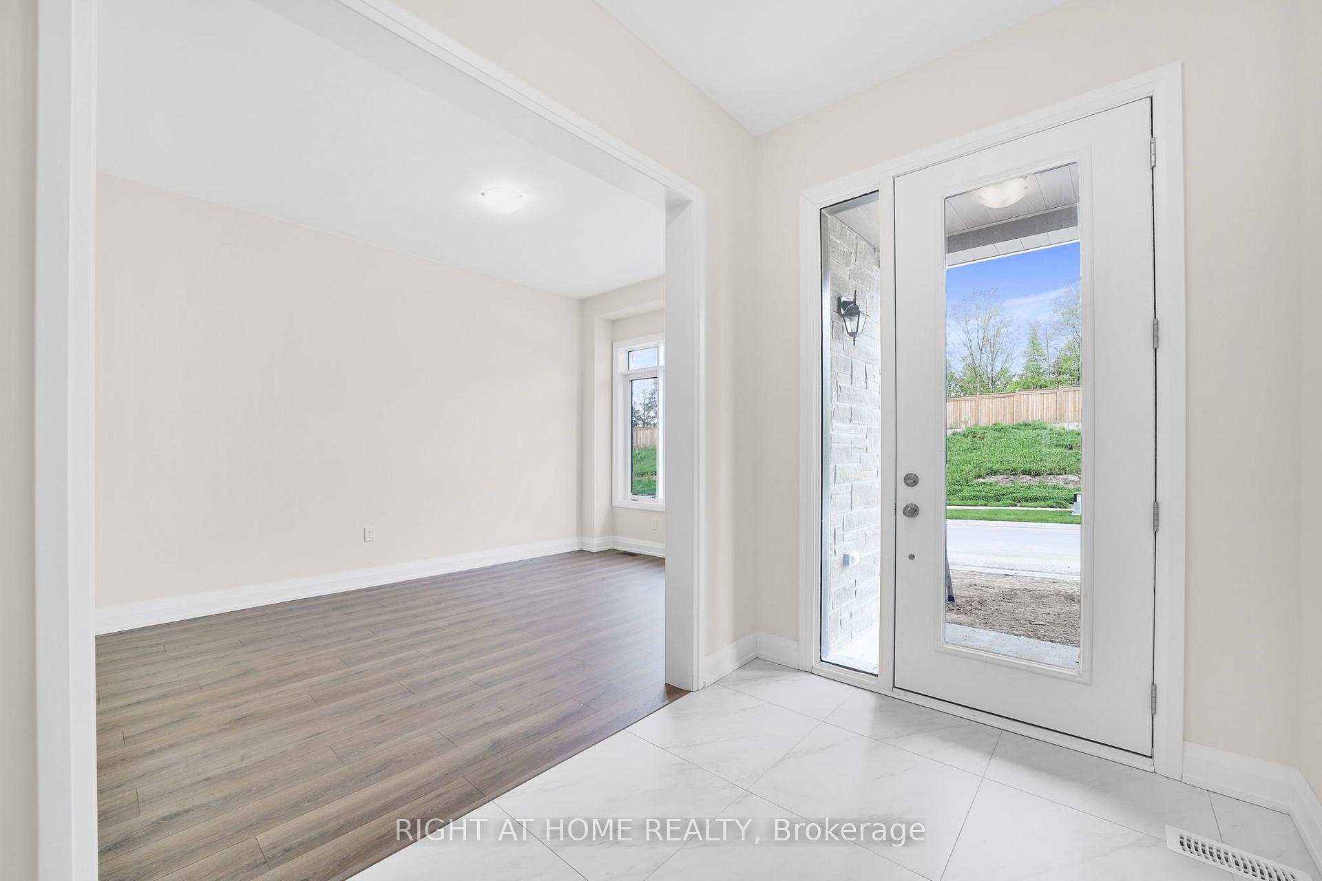 Photo 2 of 15 Calypso Avenue, Springwater, Midhurst — HOMEH