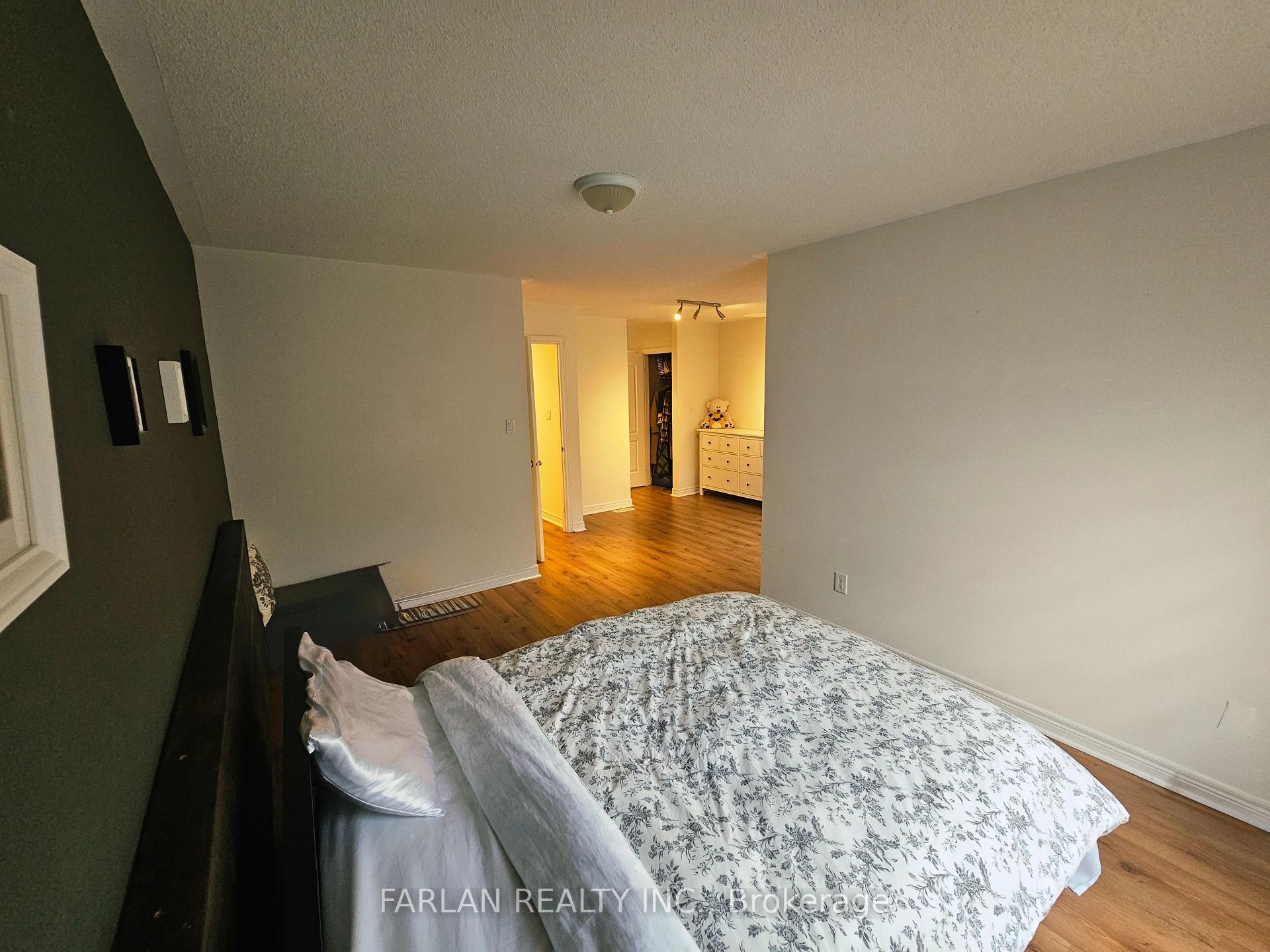 Photo 6 of 150 Jordanray Boulevard, Newmarket, Summerhill Estates — HOMEH