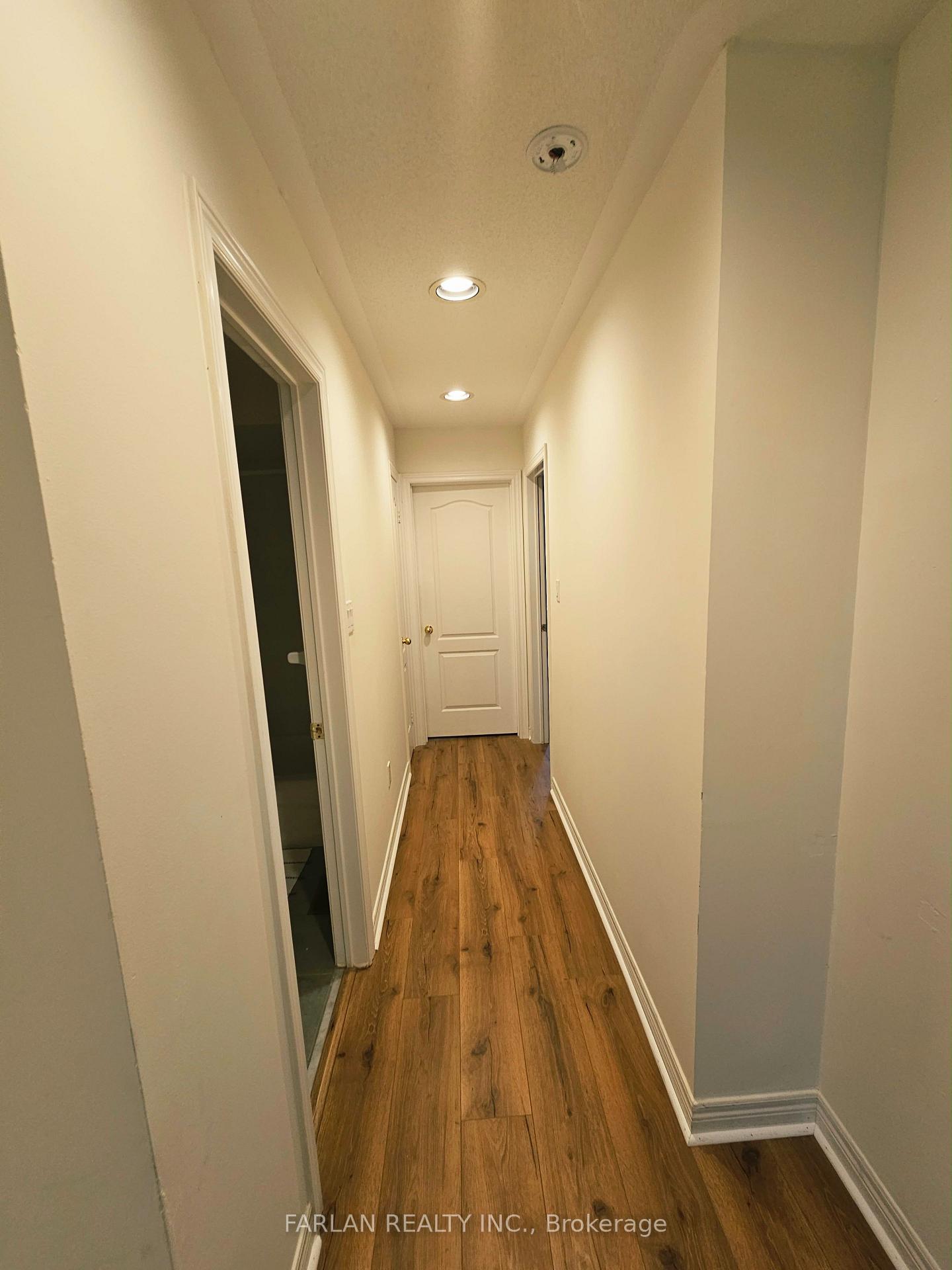 Photo 10 of 150 Jordanray Boulevard, Newmarket, Summerhill Estates — HOMEH