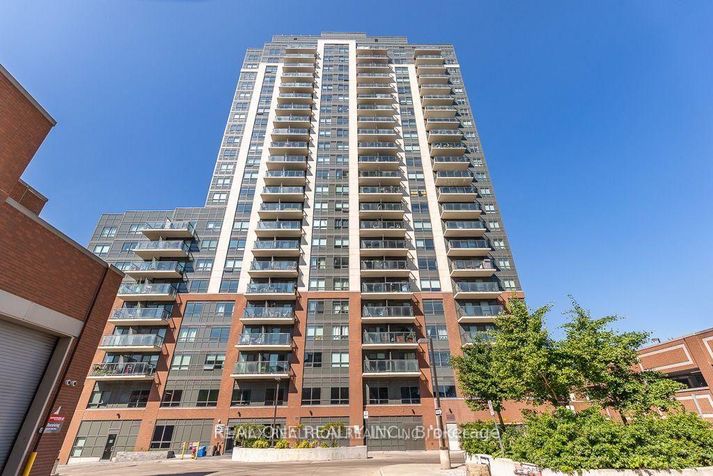 Photo of Unit 1207, 1420 Dupont Street