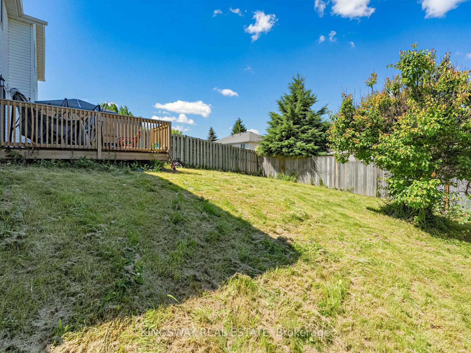 Photo 28 of 1 Highbrook Street N, Kitchener, Laurentian Hills/Country Hills W — HOMEH