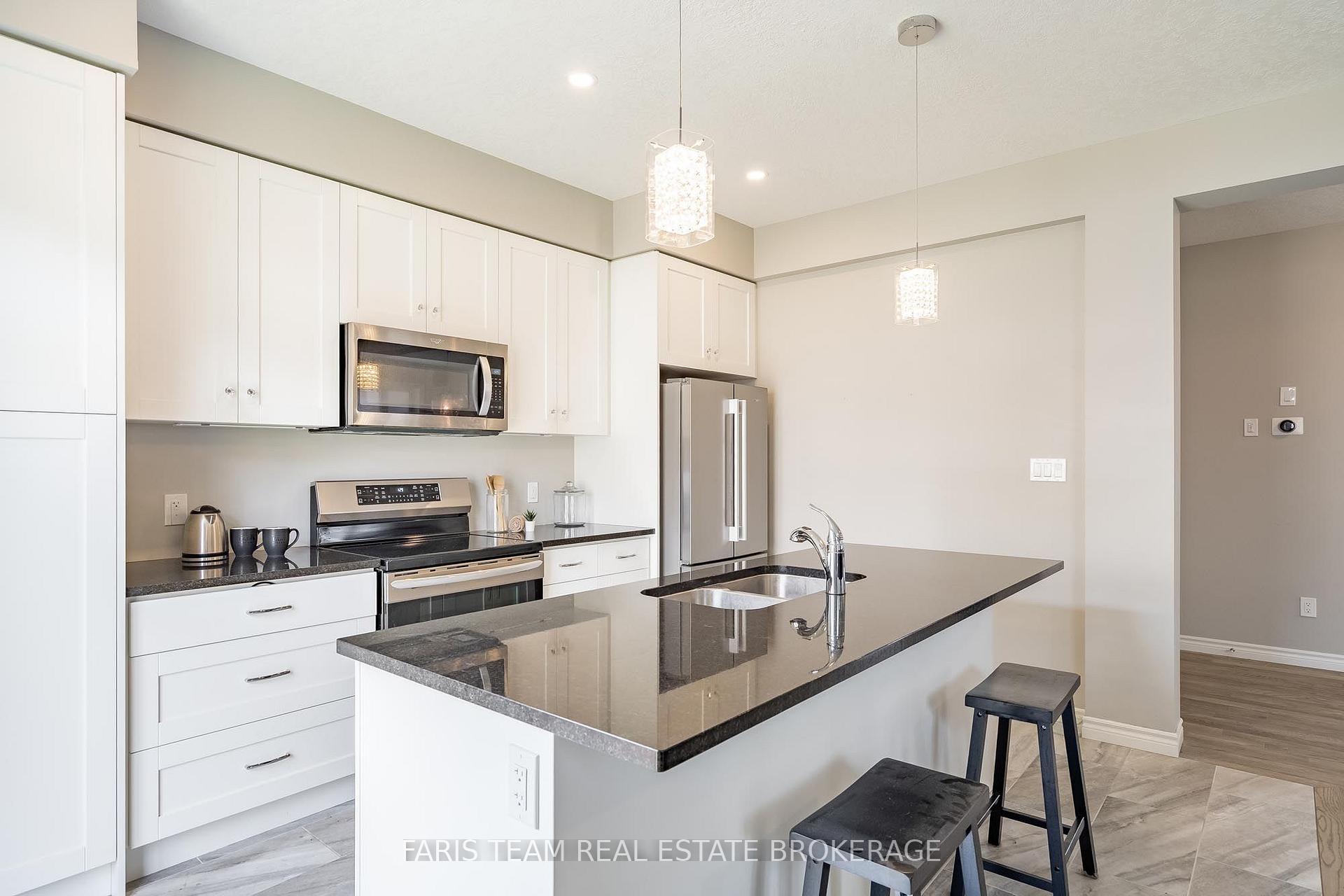 Photo 18 of 1016 Wright Drive, Midland — HOMEH