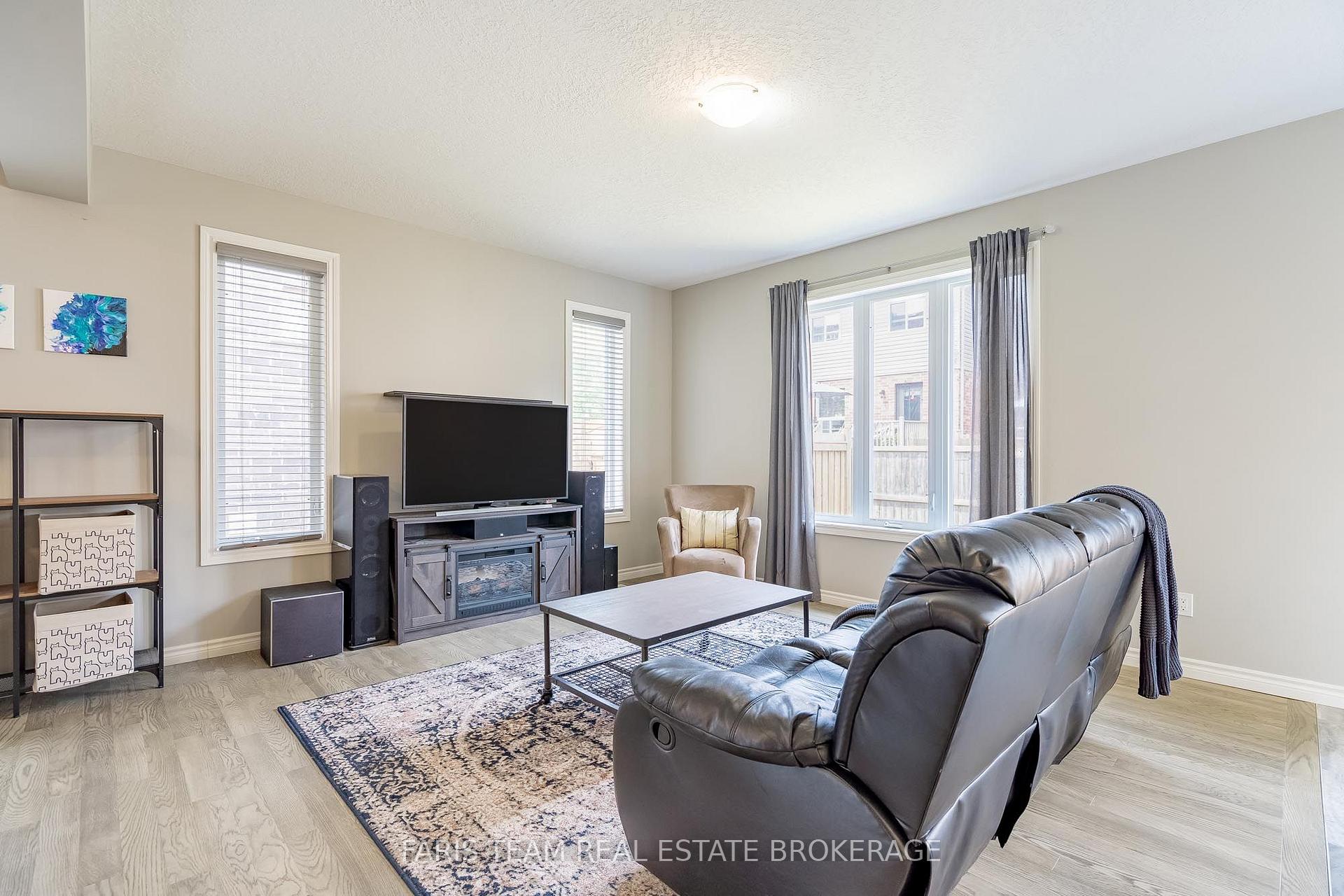 Photo 38 of 1016 Wright Drive, Midland — HOMEH