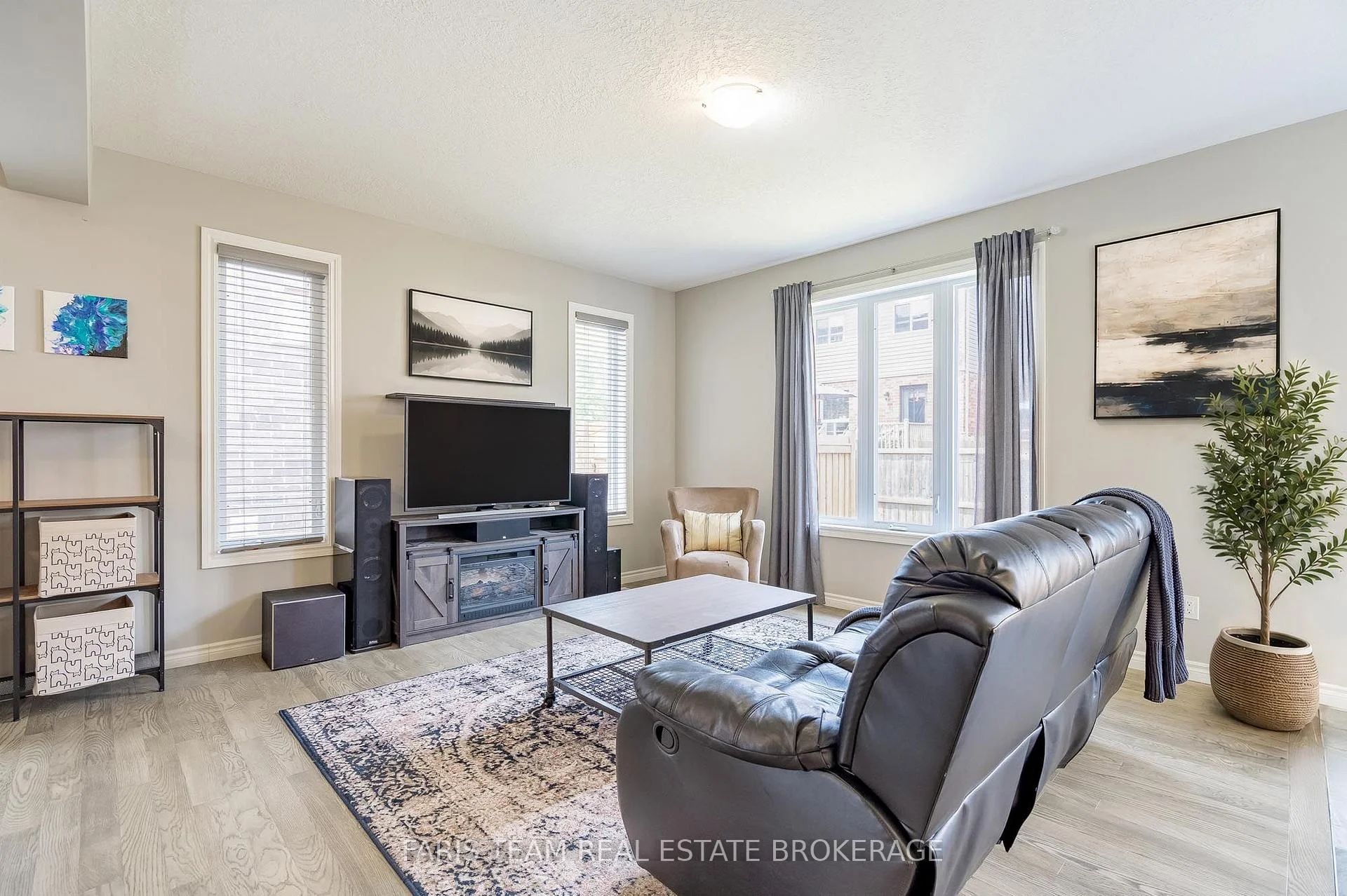 Photo 48 of 1016 Wright Drive, Midland — HOMEH