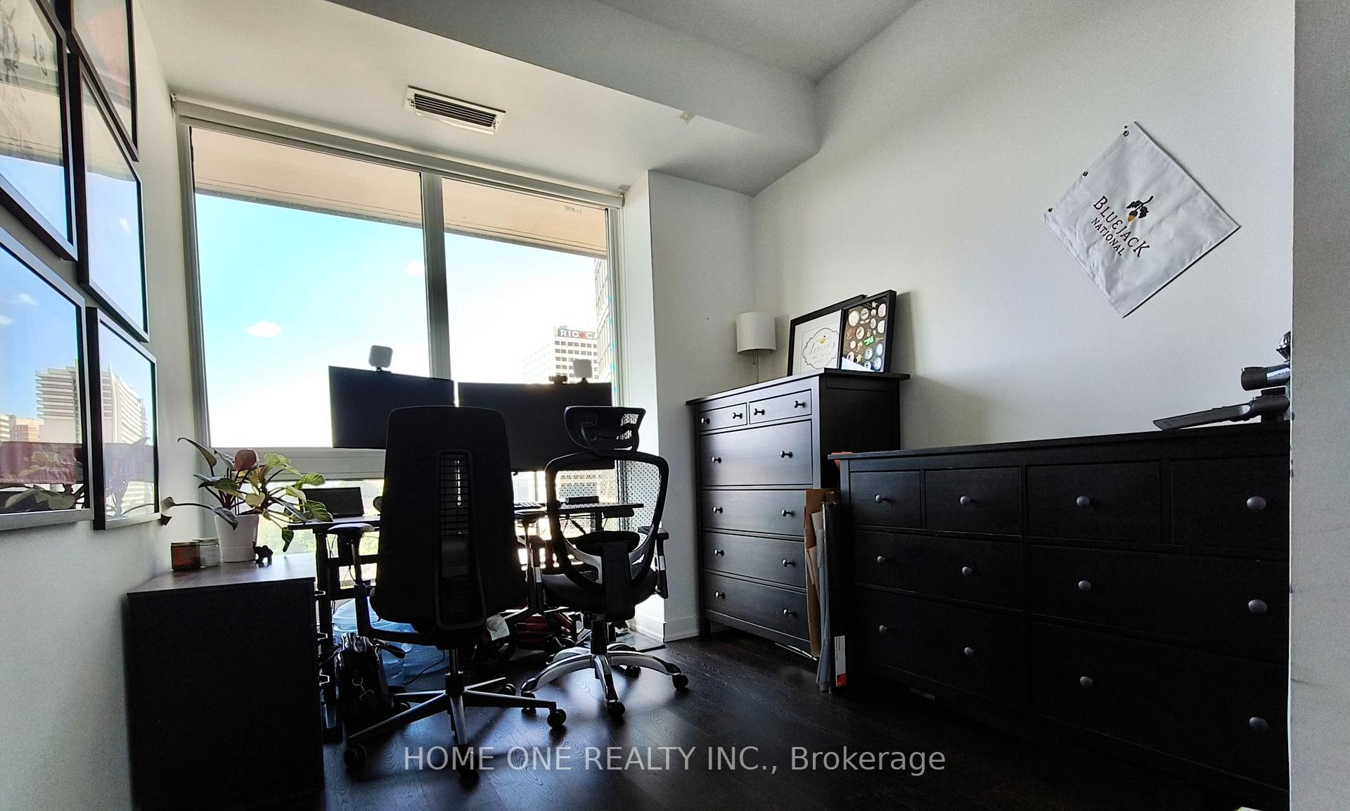 Photo 25 of Unit 907, 60 Berwick Avenue, Toronto, Yonge-Eglinton — HOMEH