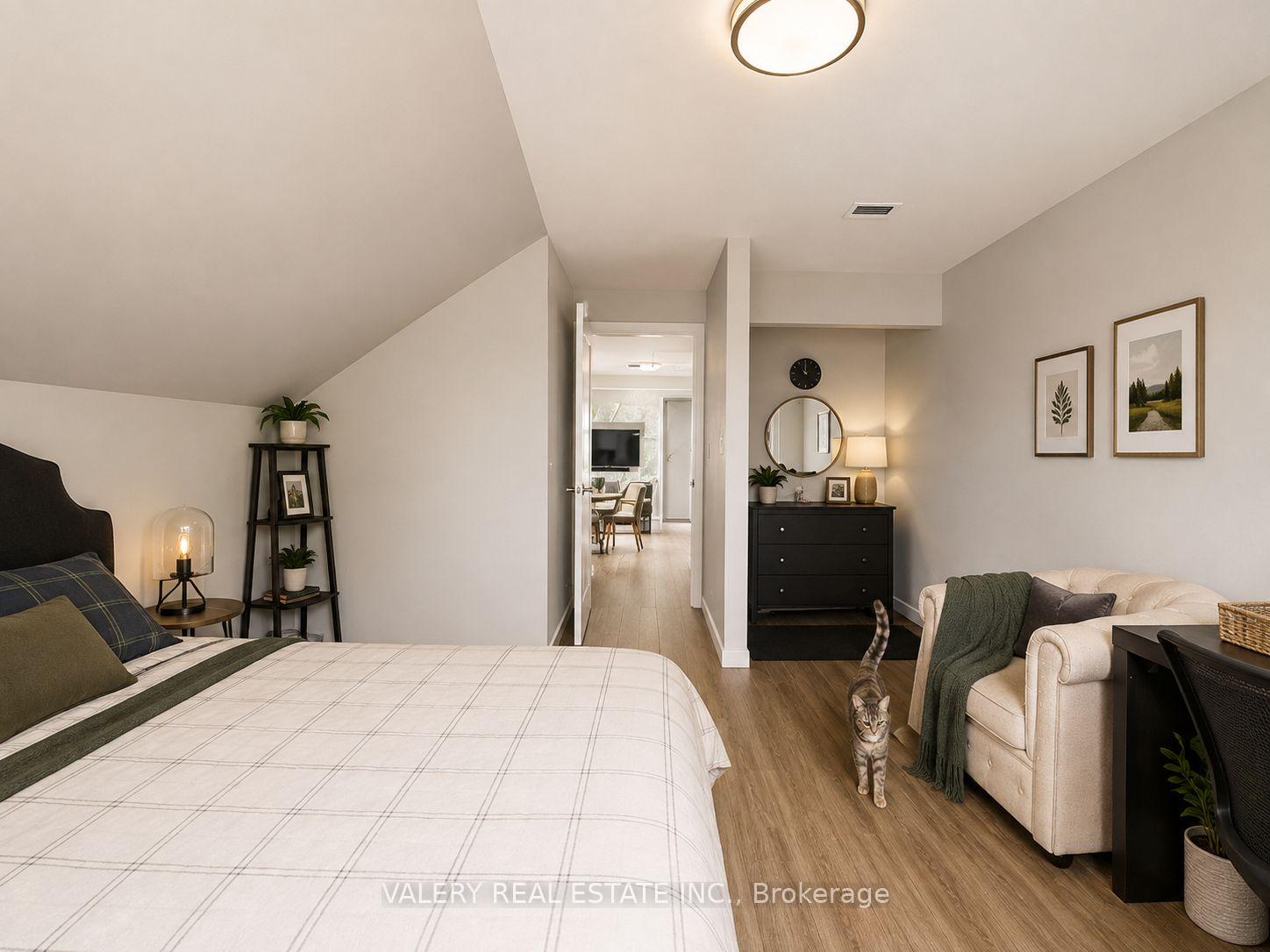 Photo 7 of Unit 8, 205 Gerrard Street E, Toronto, Moss Park — HOMEH