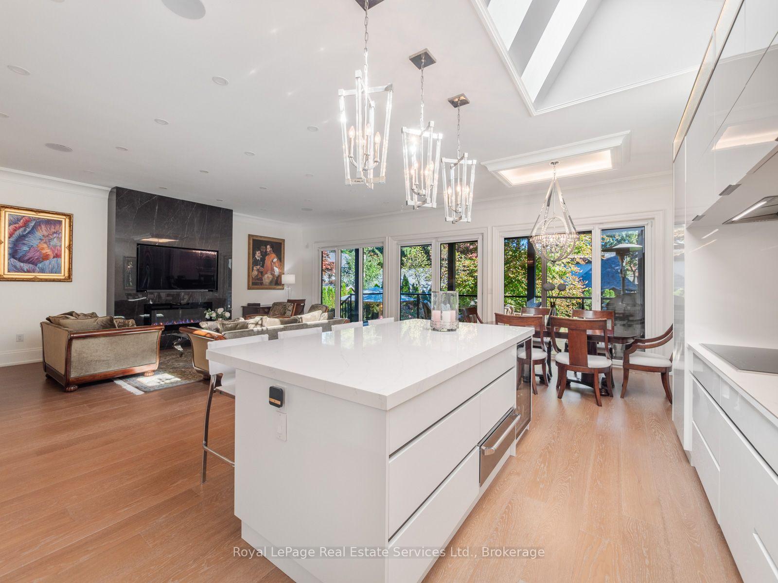 Photo 10 of 36 Anderson Street, Oakville, Central — HOMEH