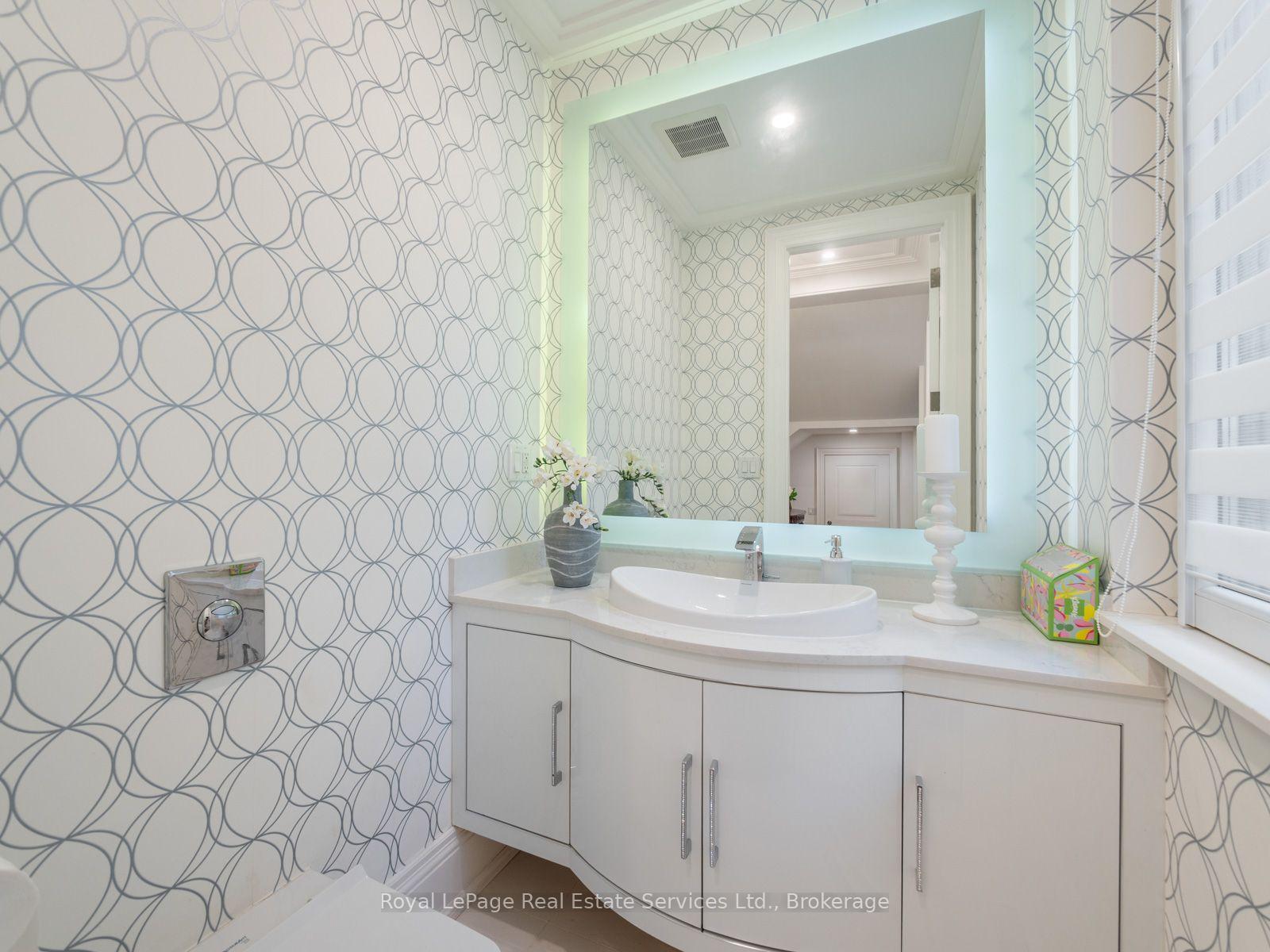 Photo 17 of 36 Anderson Street, Oakville, Central — HOMEH