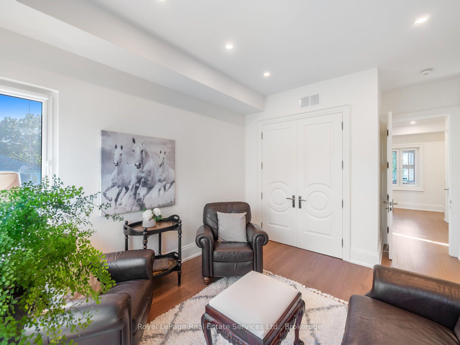 Photo 30 of 36 Anderson Street, Oakville, Central — HOMEH