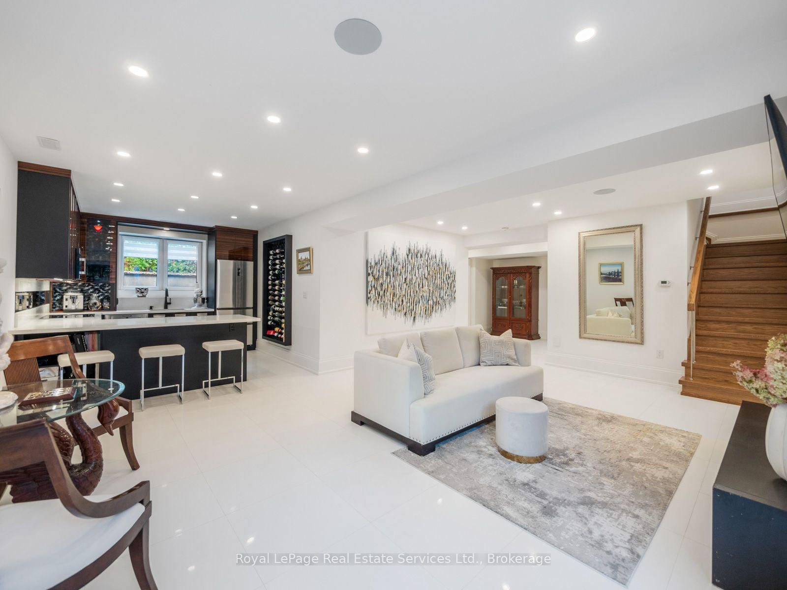 Photo 36 of 36 Anderson Street, Oakville, Central — HOMEH
